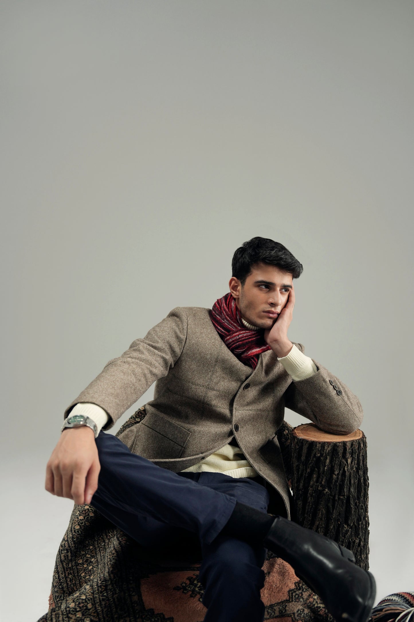 MANDARIAN WOOLEN OVERCOAT