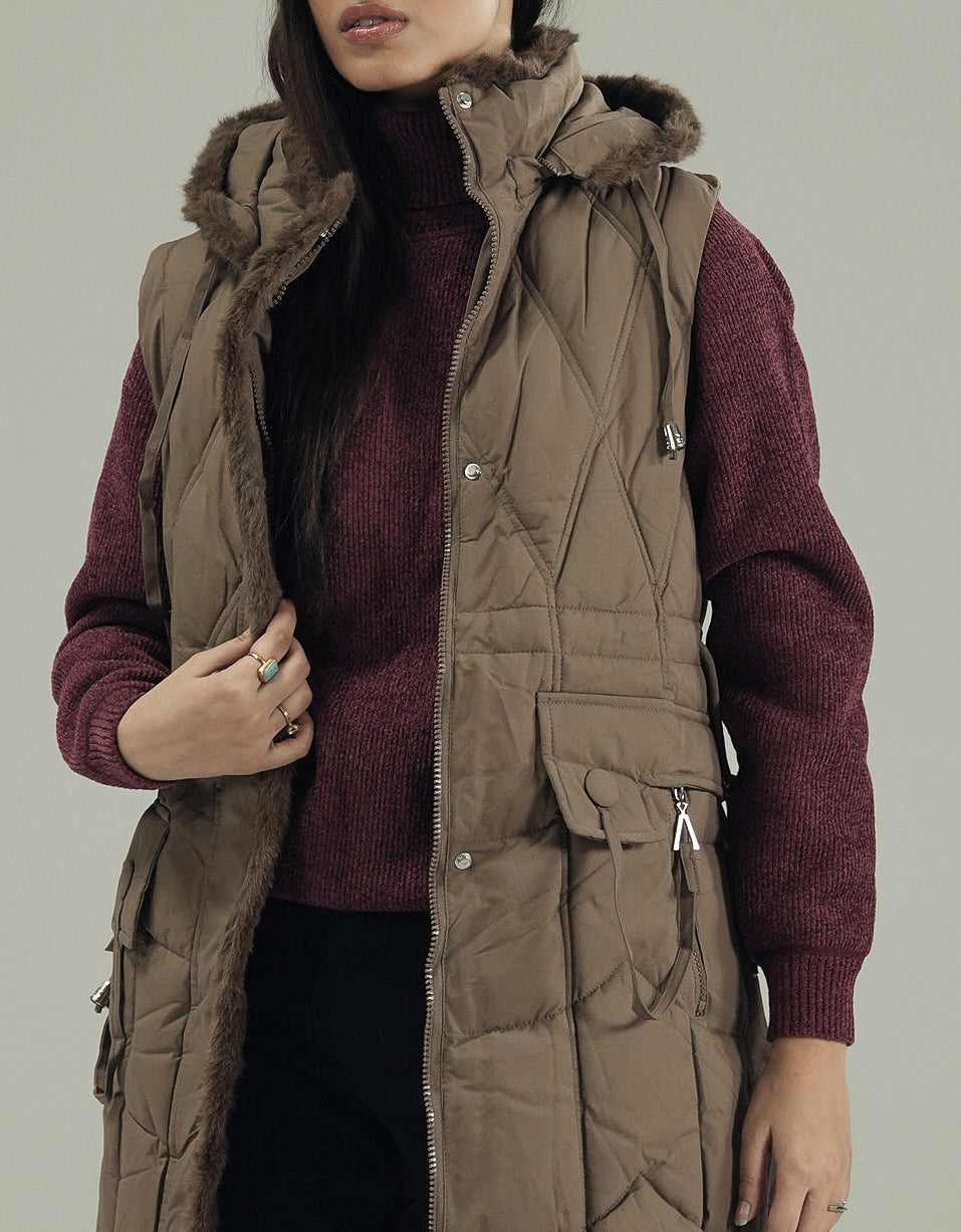 HOODED SLEEVELESS PUFFER JACKET