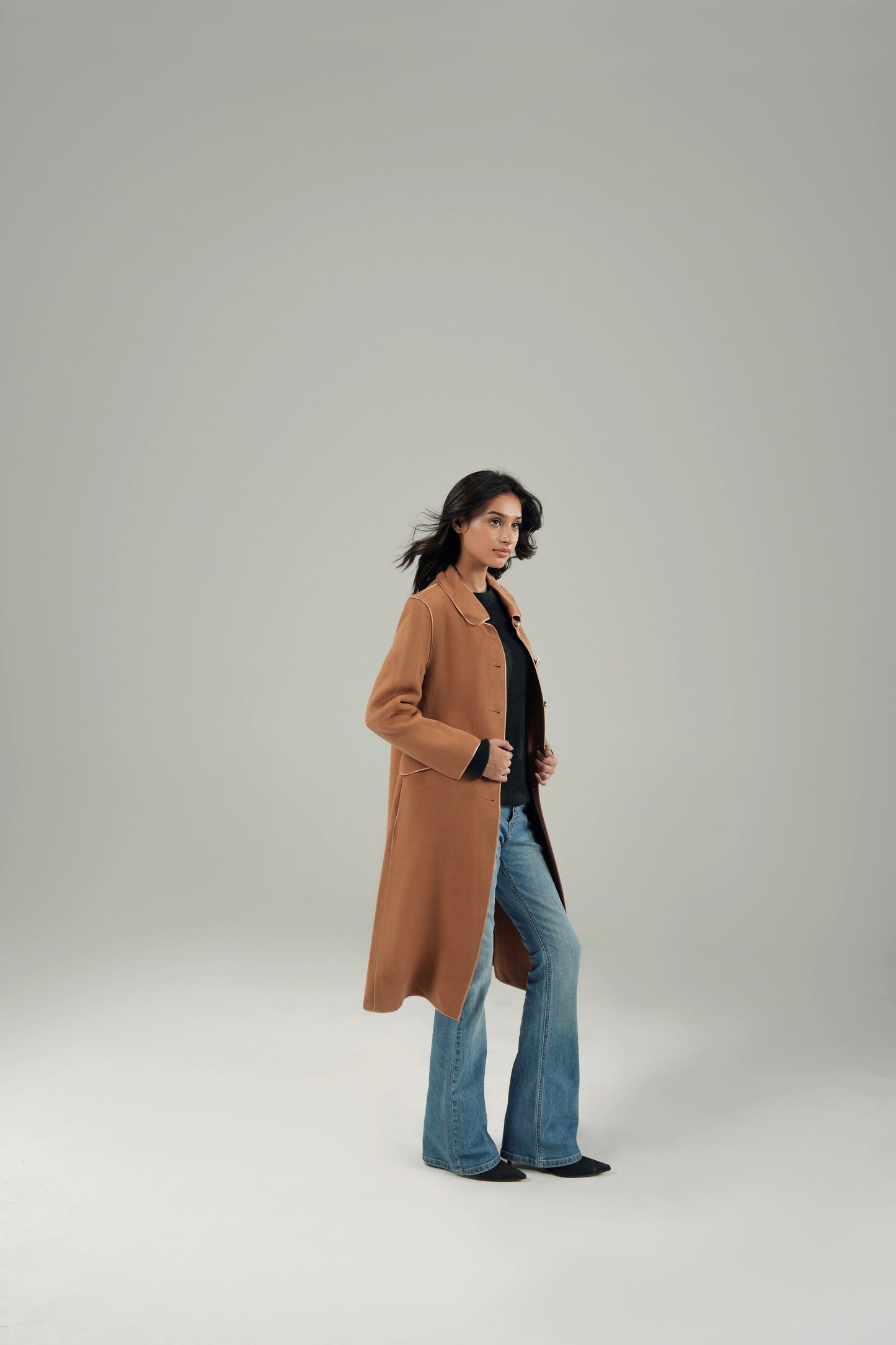 CLASSIC PETER PAN OVERCOAT
