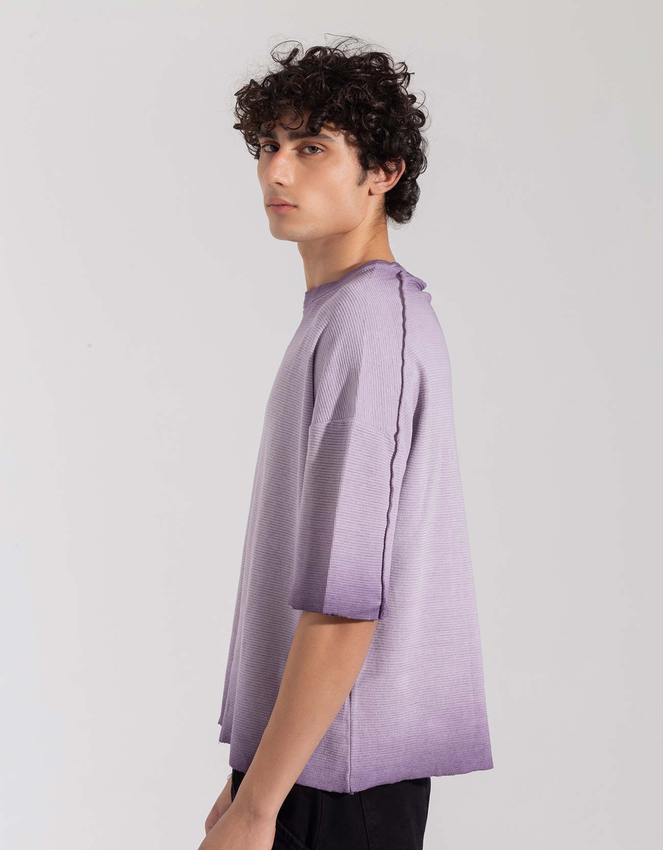 TEXTURED TIE-DYE T-SHIRT