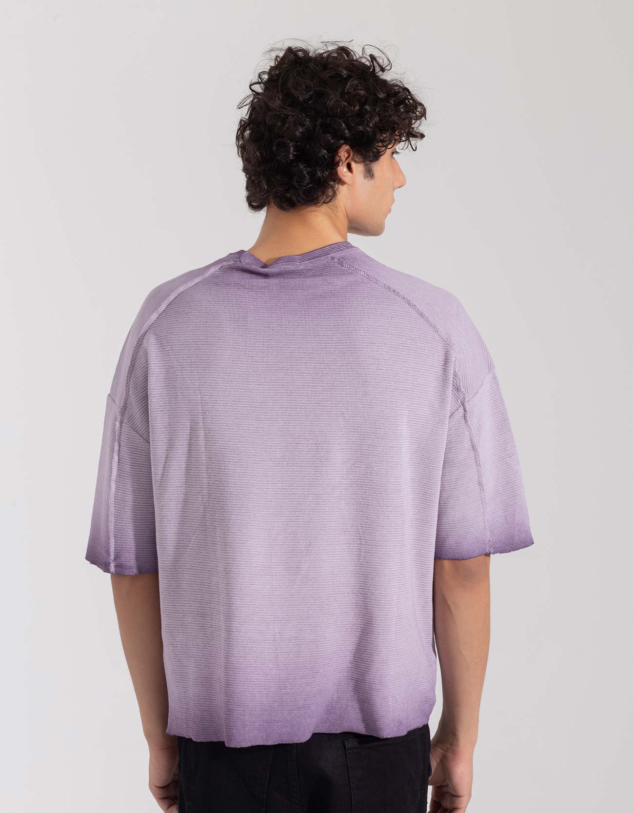 TEXTURED TIE-DYE T-SHIRT