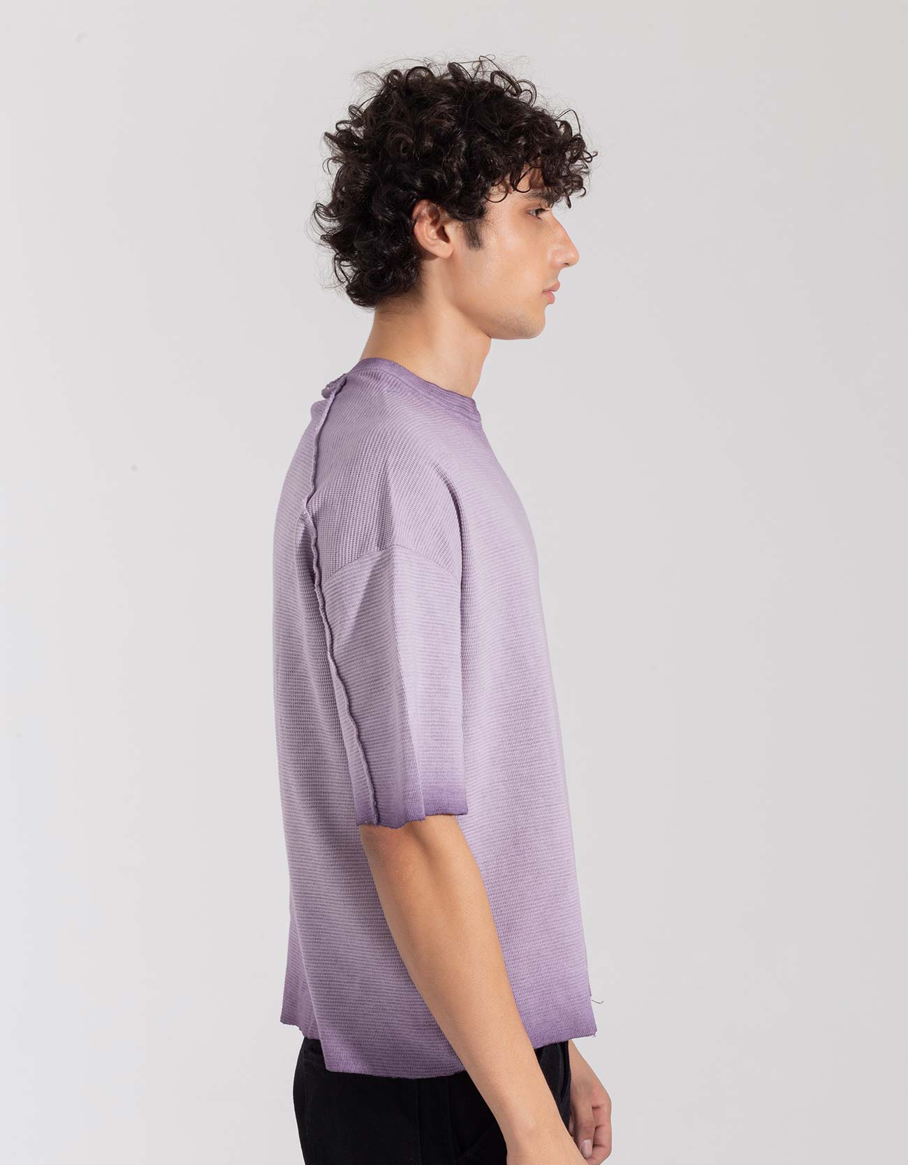 TEXTURED TIE-DYE T-SHIRT