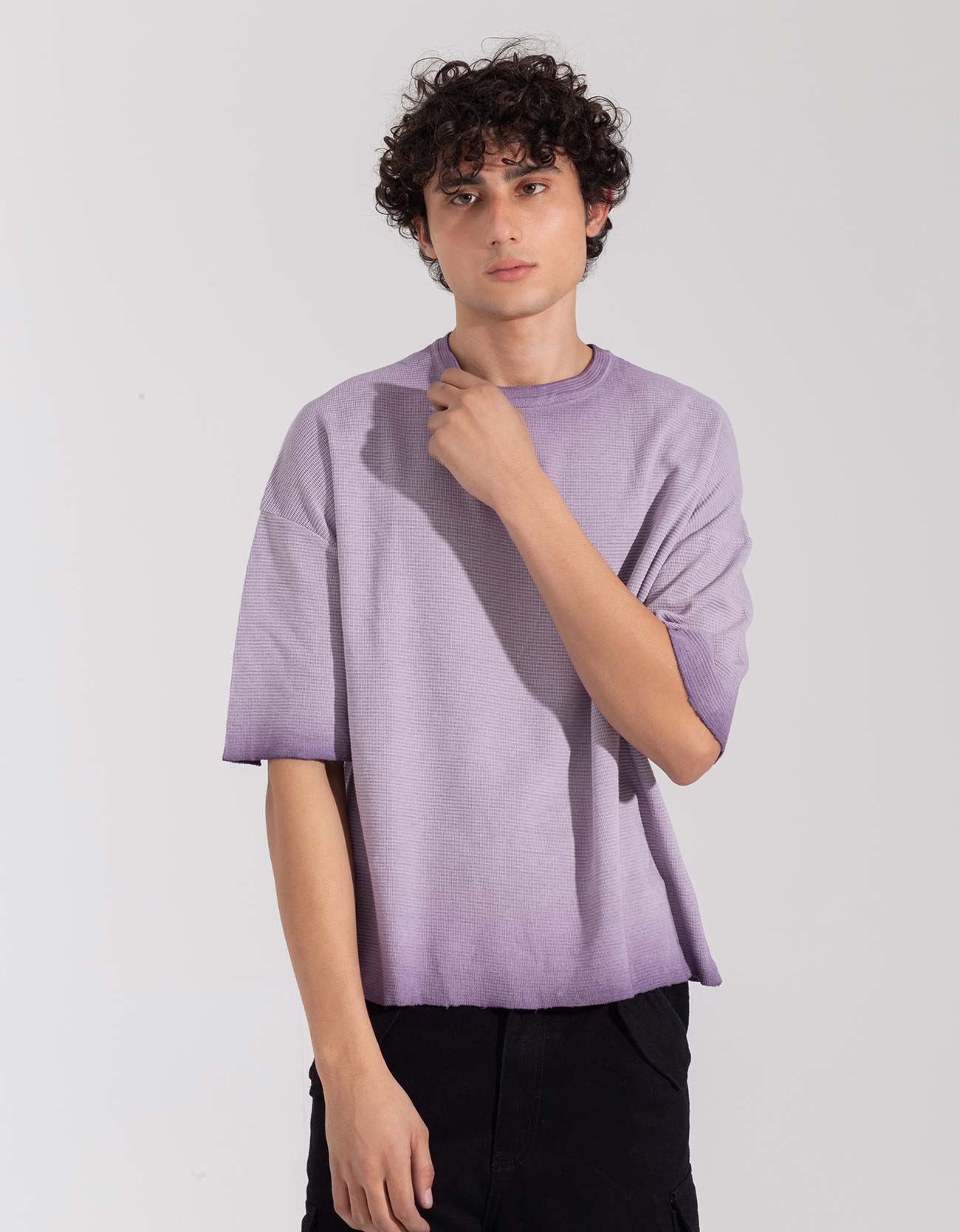 TEXTURED TIE-DYE T-SHIRT