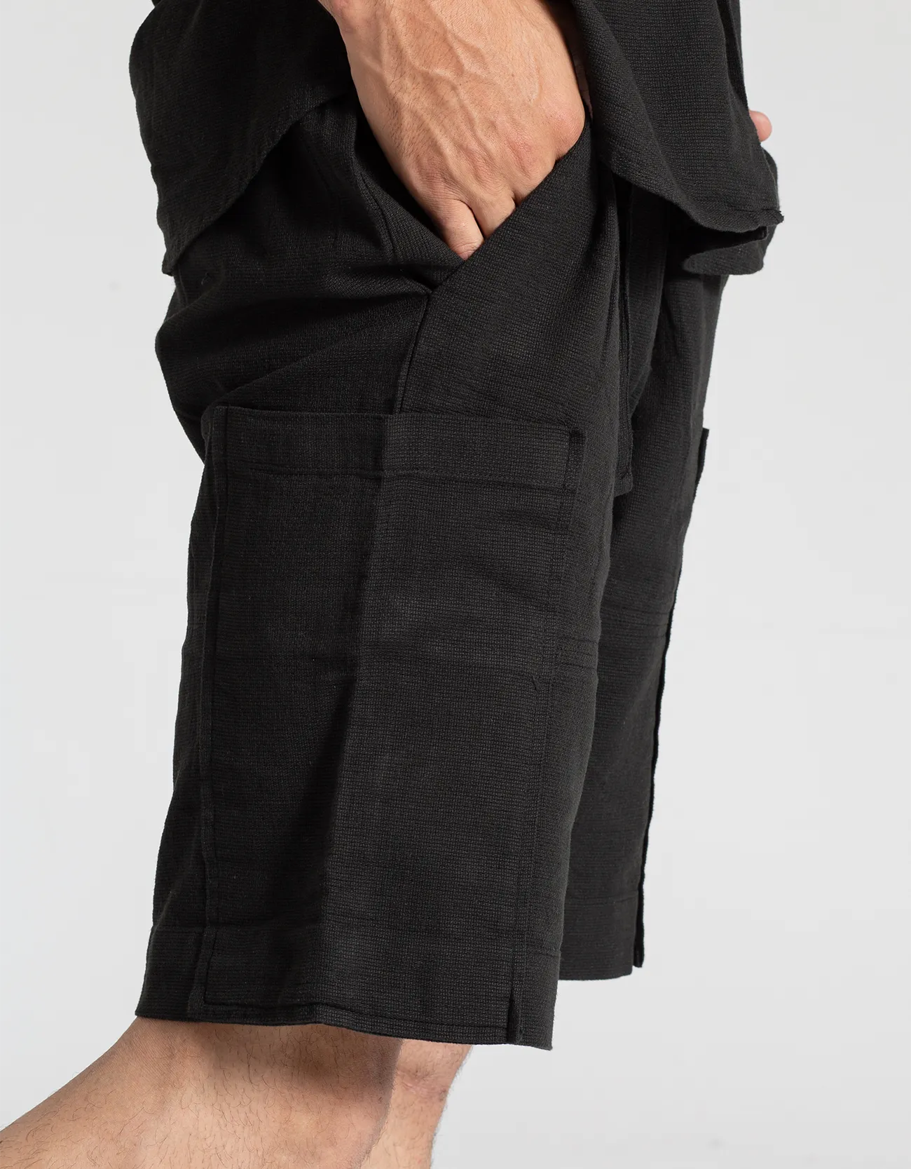 JACQUARD PANELLED POCKET SHORTS