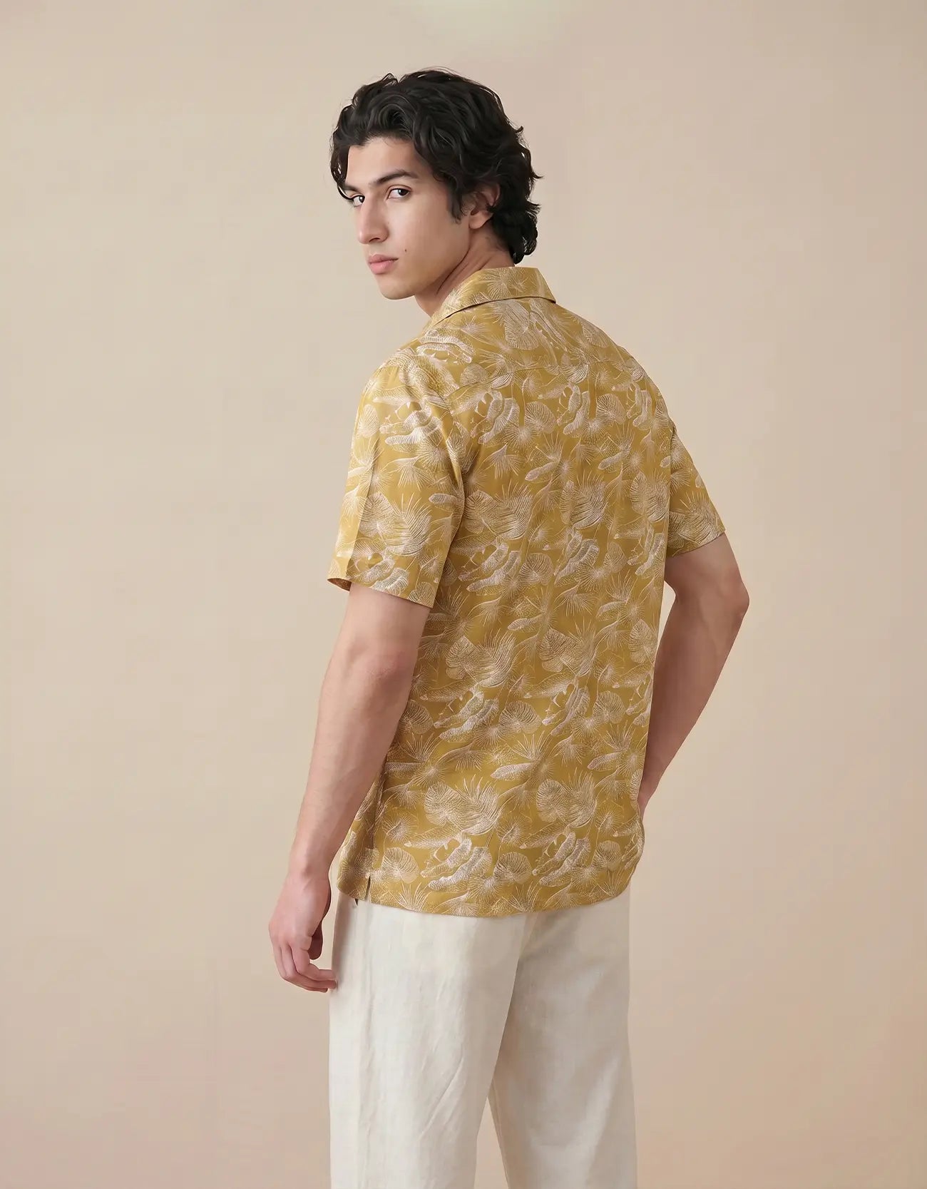 MEN'S COTTON SHIRT HALF SLEEVES