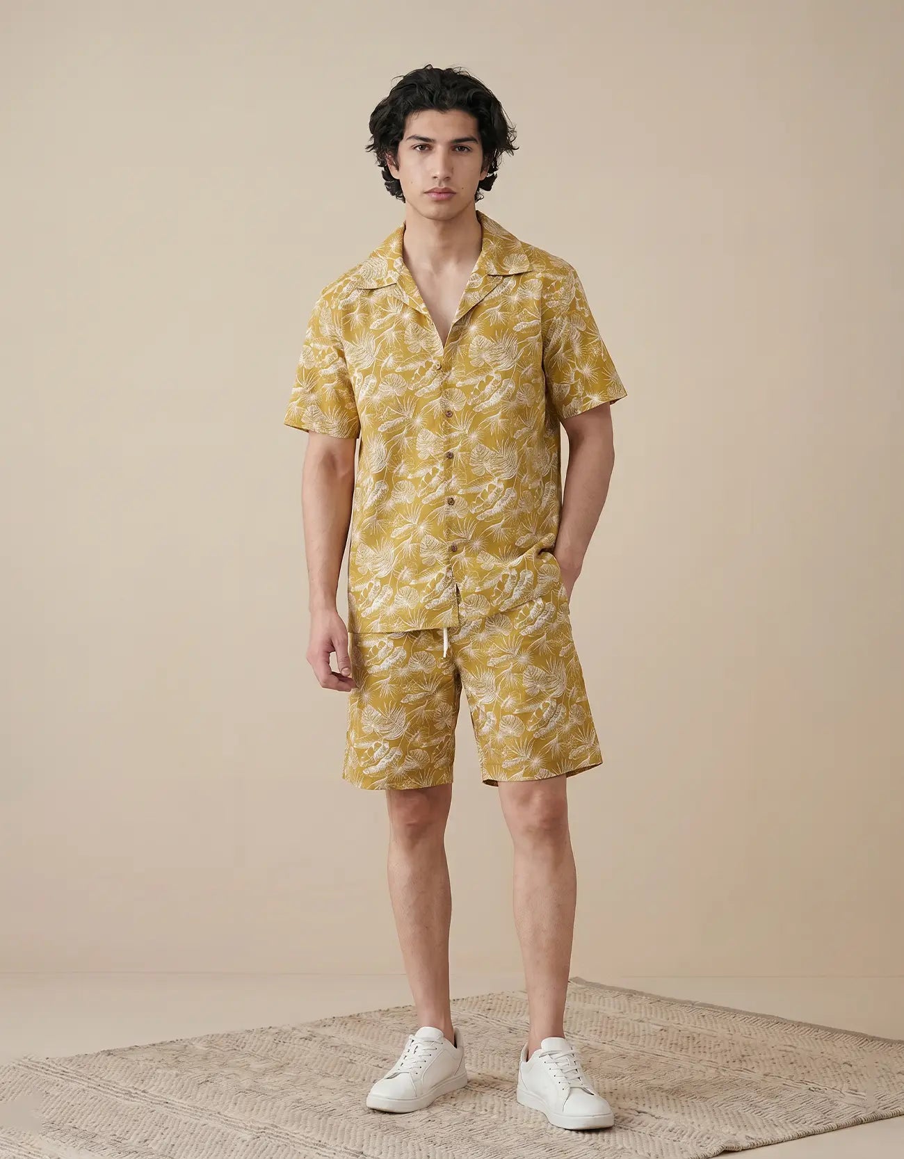 MEN'S COTTON SHIRT HALF SLEEVES