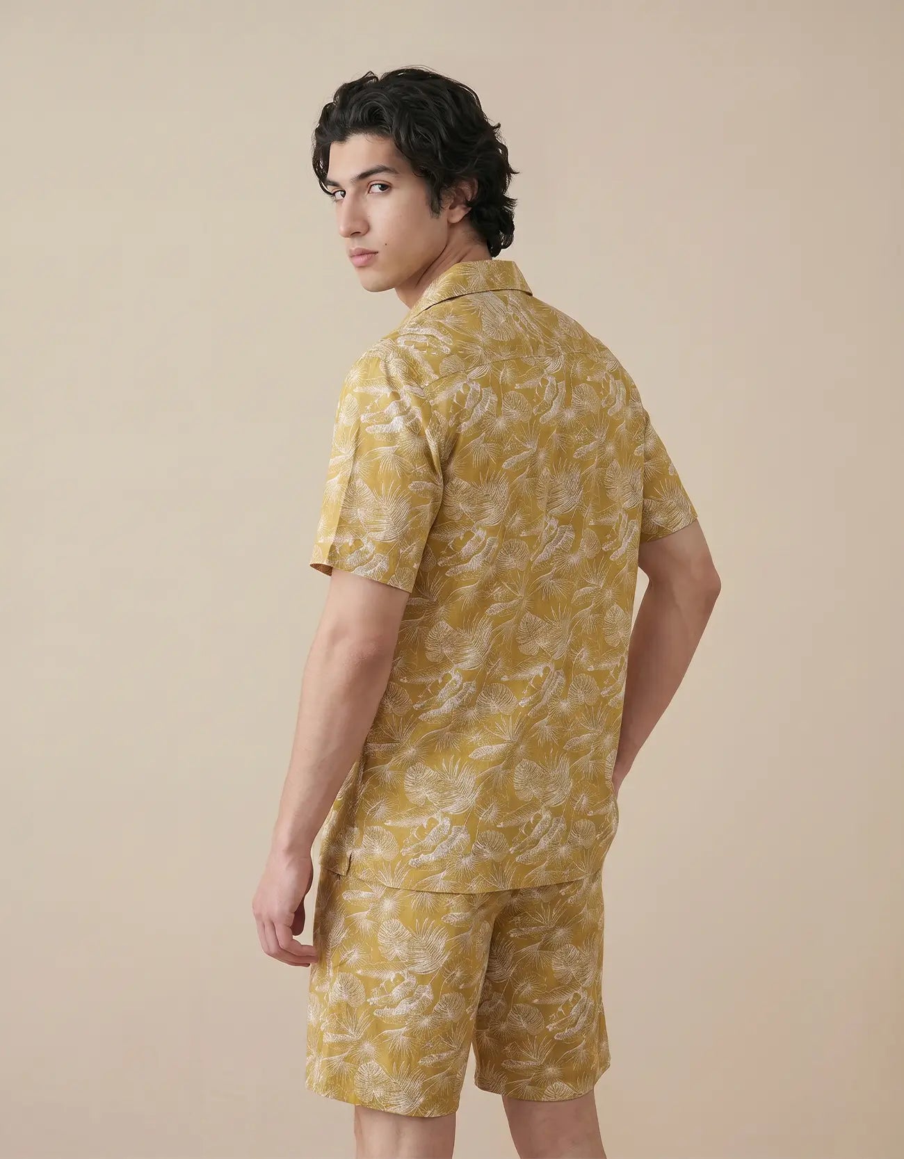 MEN'S COTTON SHIRT HALF SLEEVES