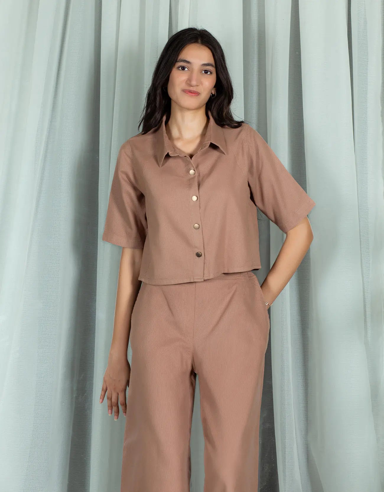 JACQUARD PANELED CROPPED SHIRT