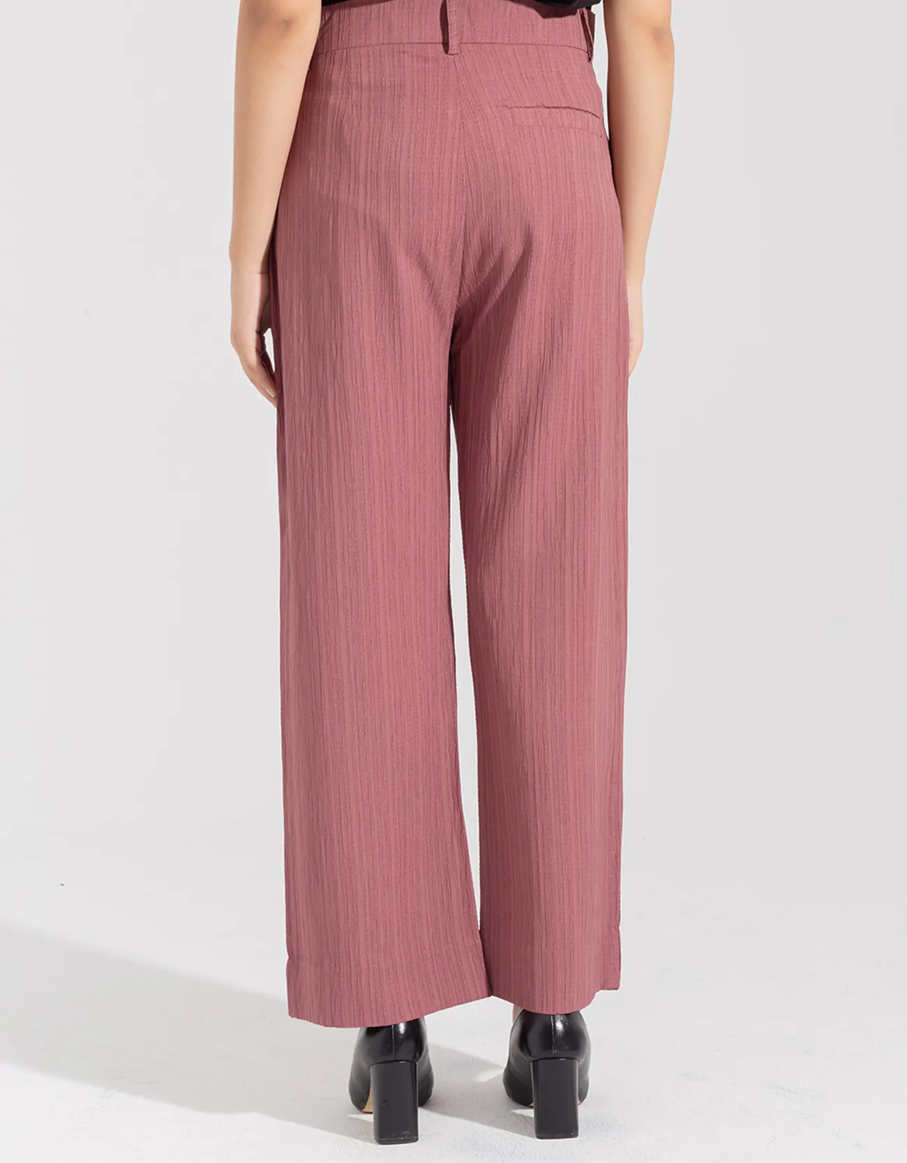 TEXTURED WIDE LEG PANTS
