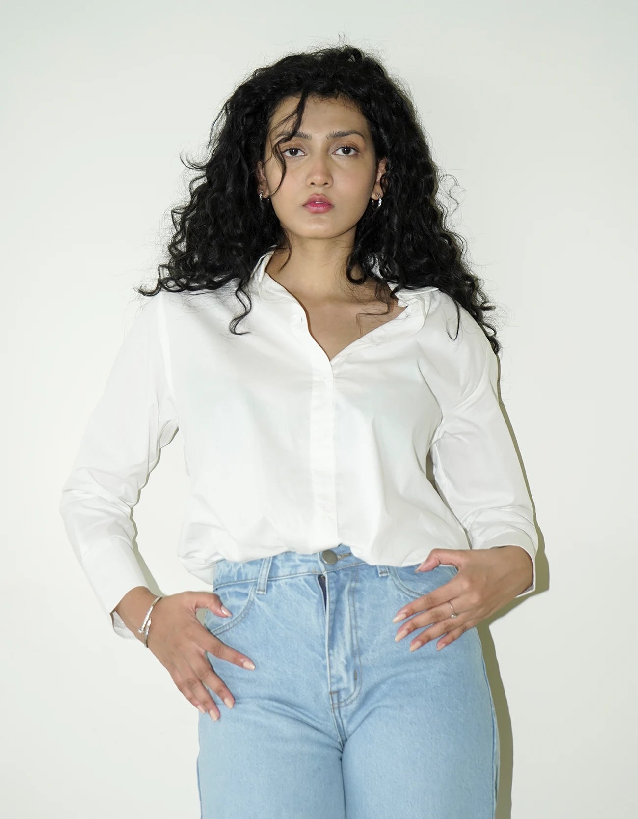 SHIRT WITH FOLDED BACK YOKE