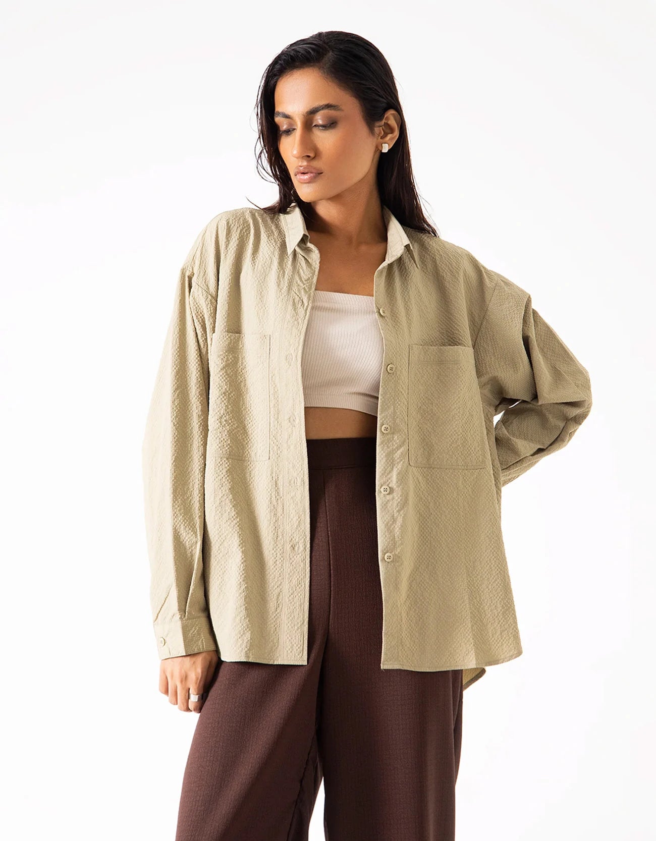 PATCH POCKET TEXTURED BUTTON DOWN SHIRT