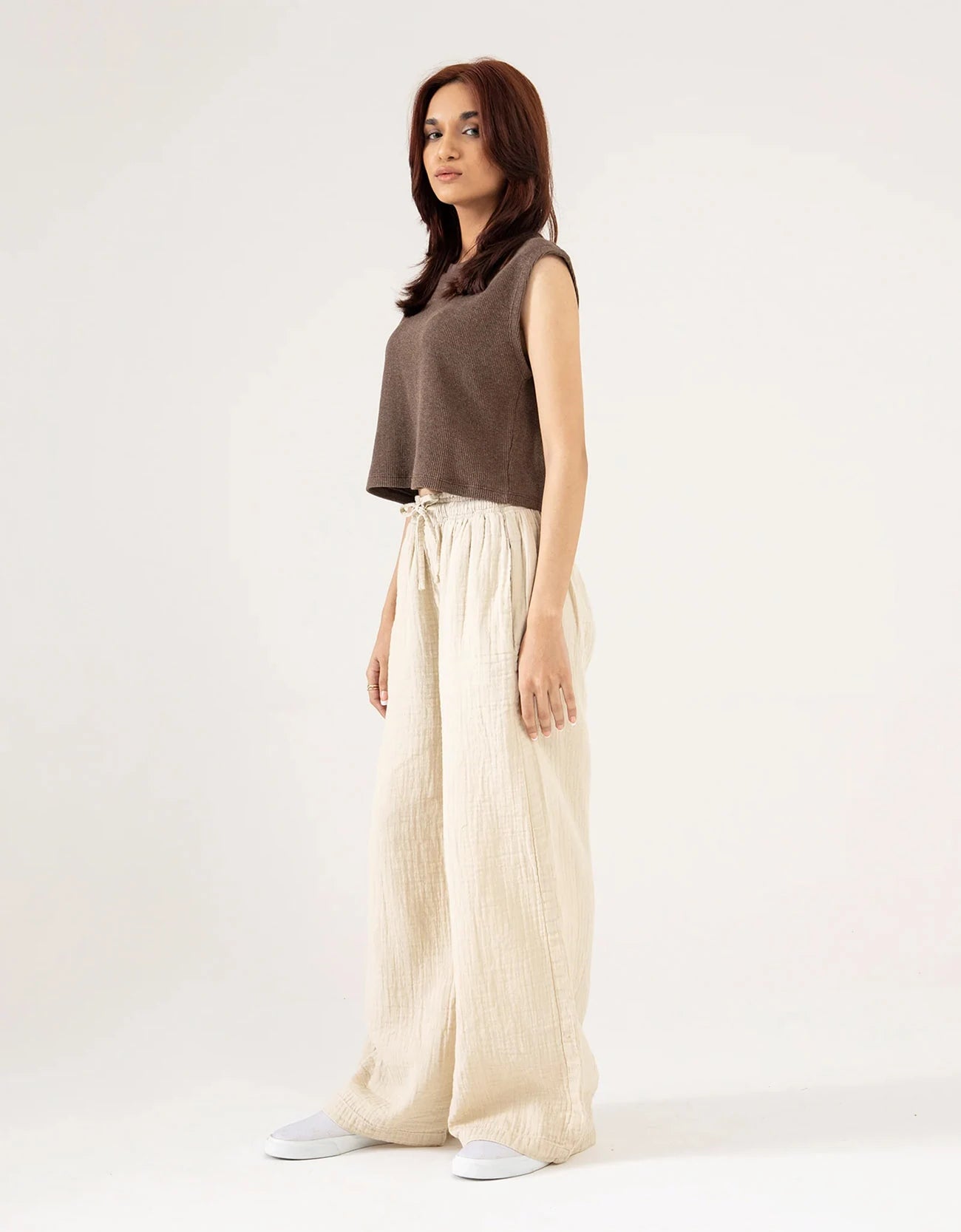 TEXTURED KNIT CROPPED TOP