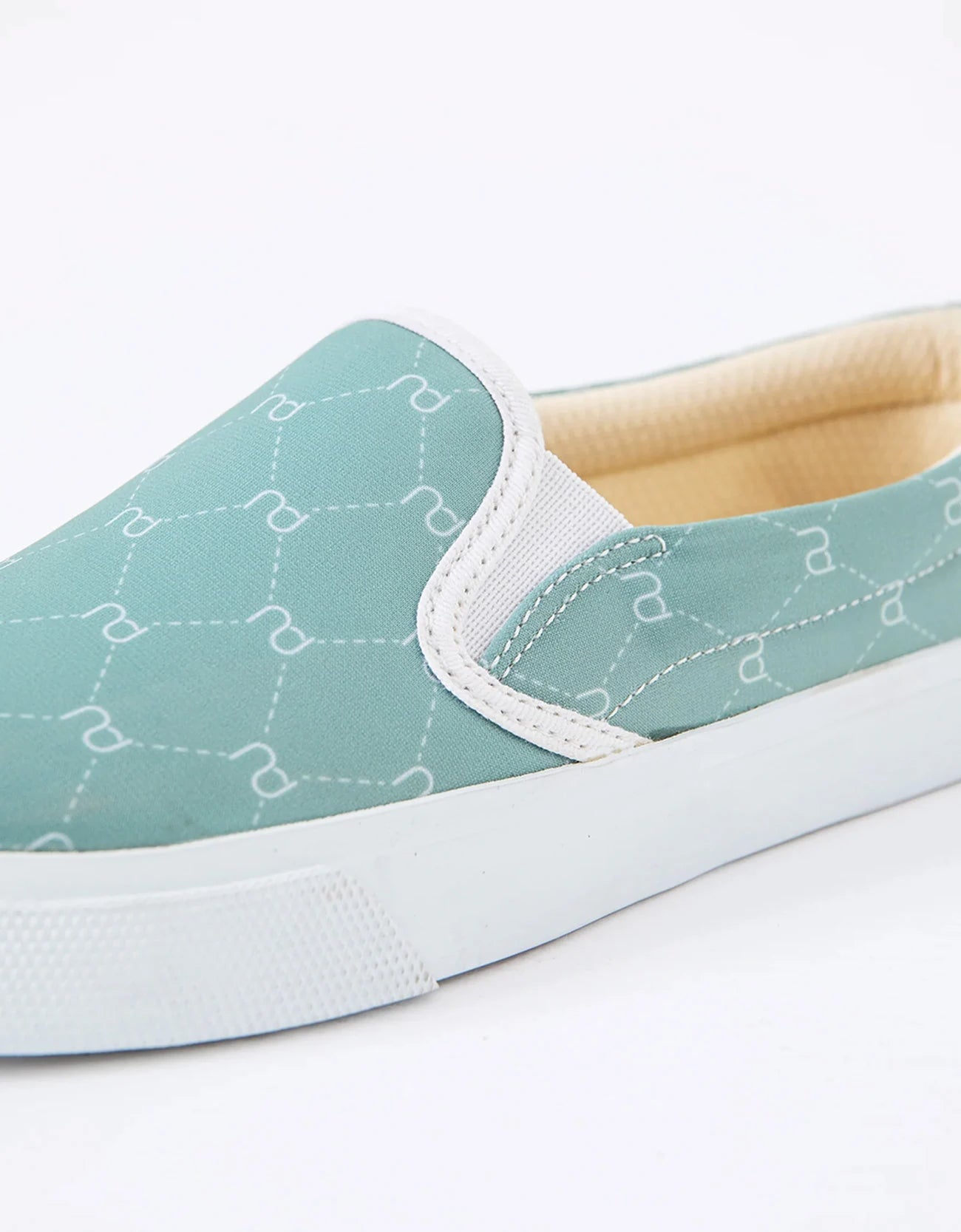 ND CLASSIC EVERYDAY SLIP-ONS