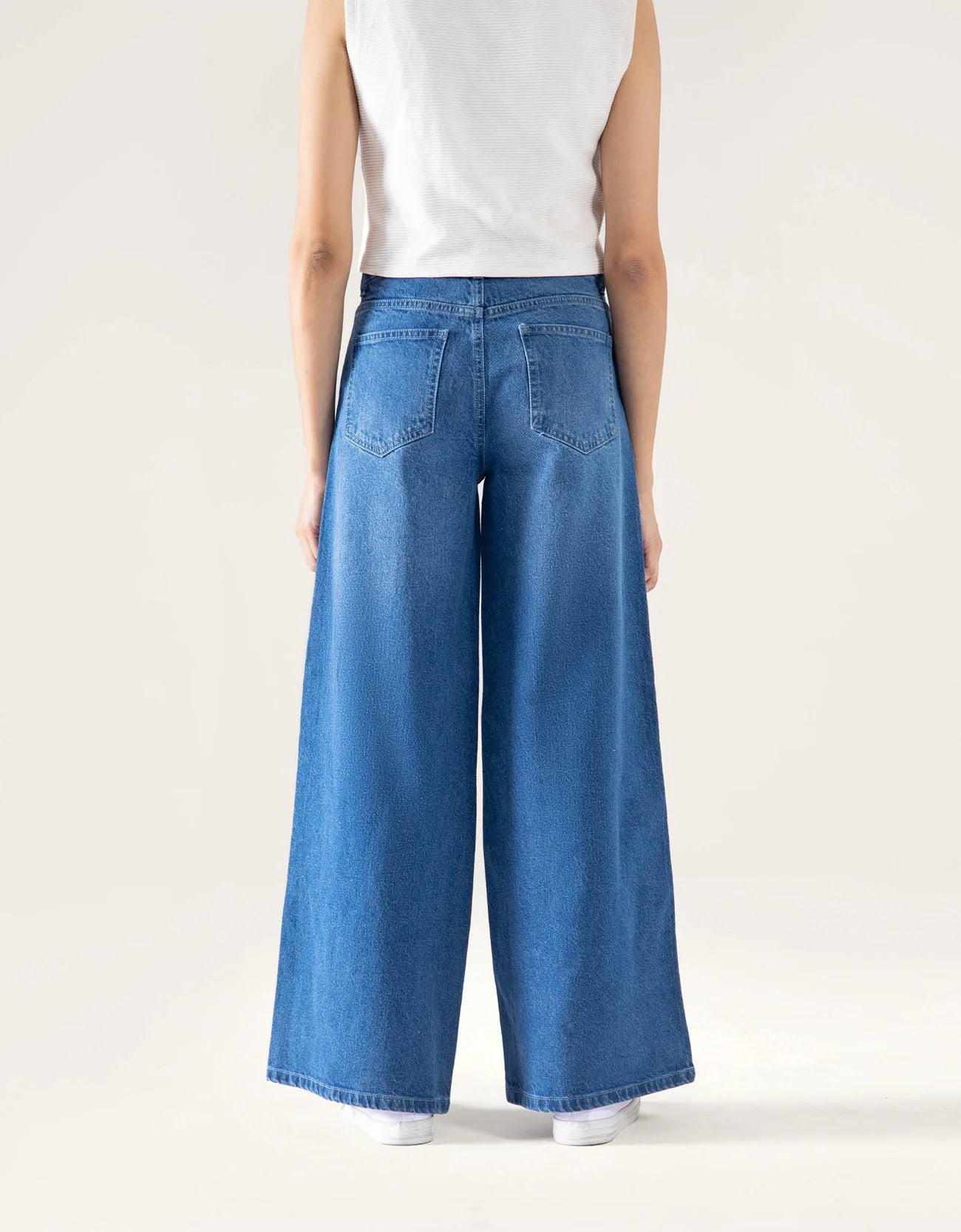 WIDE LEG JEANS