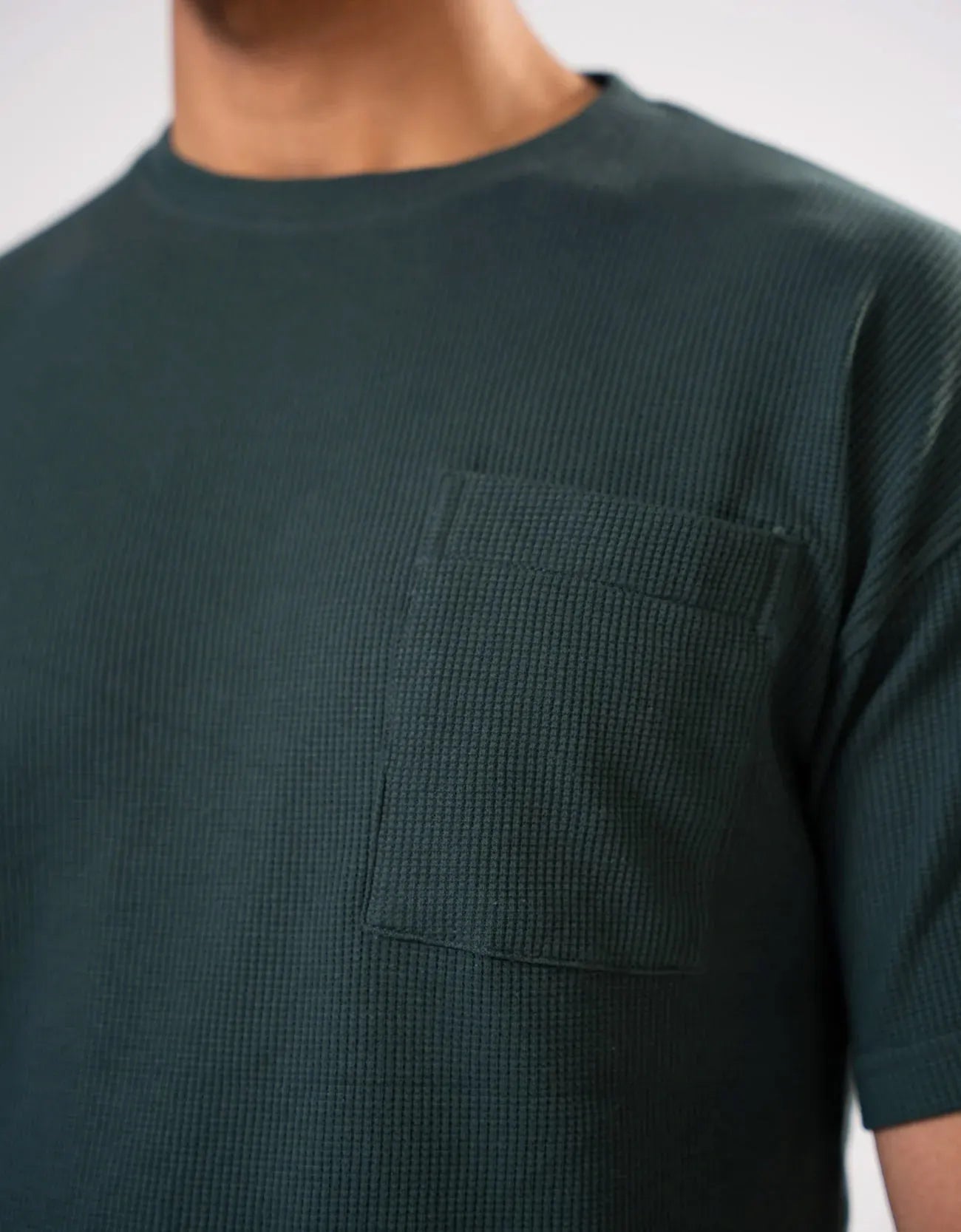 DROP SHOULDER CHEST POCKET TEE