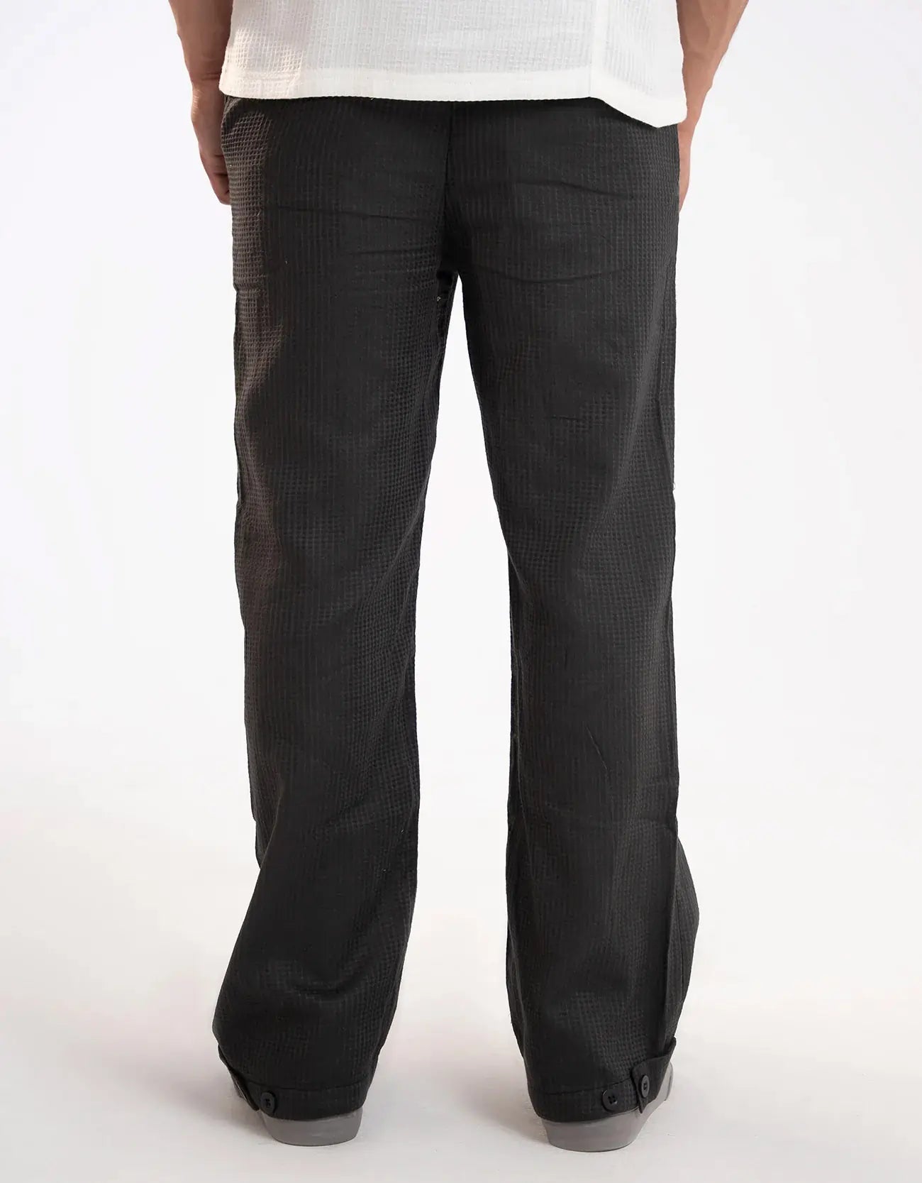 WAFFLE TEXTURED RELAXED PANTS