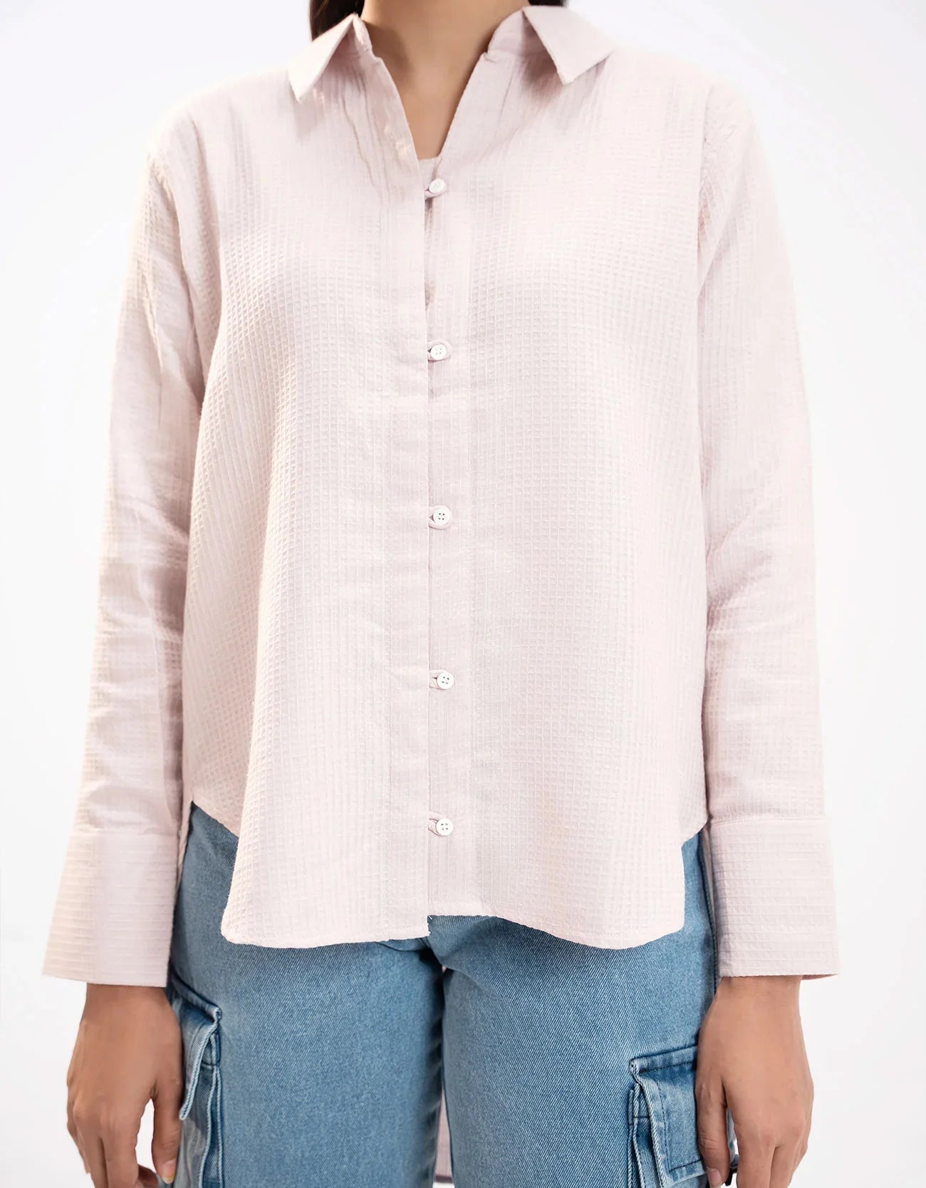 TEXTURED BUTTON DOWN SHIRT