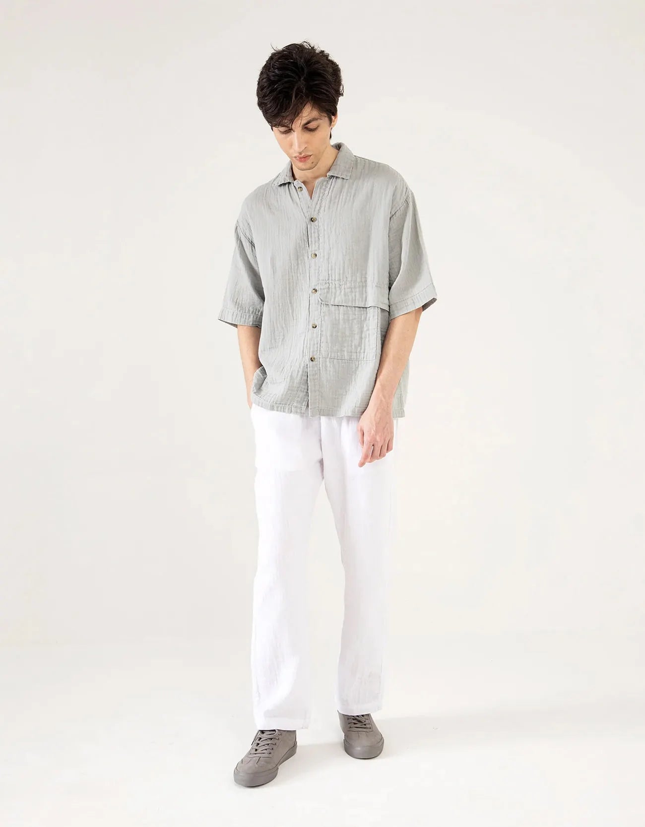 MUSLIN OVERSIZED PATCH POCKET OVERSHIRT