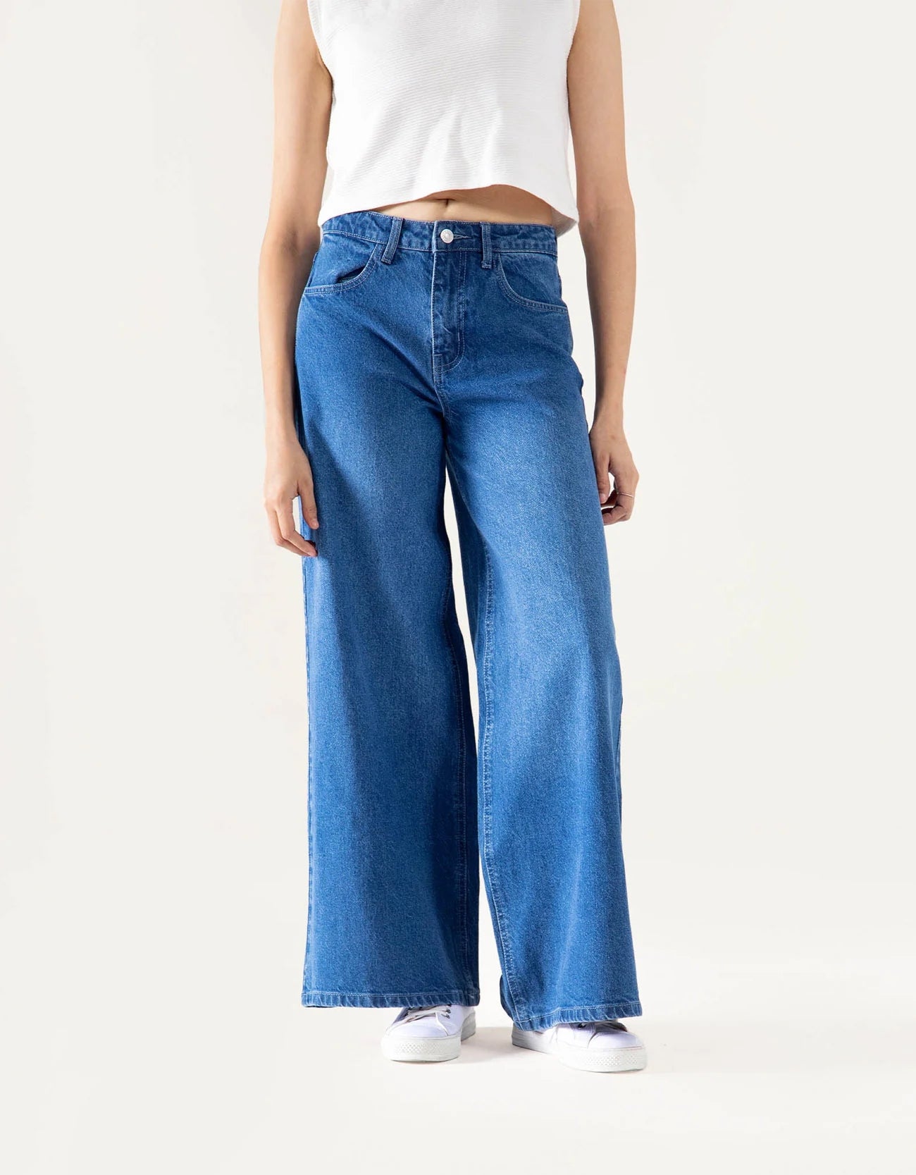WIDE LEG JEANS