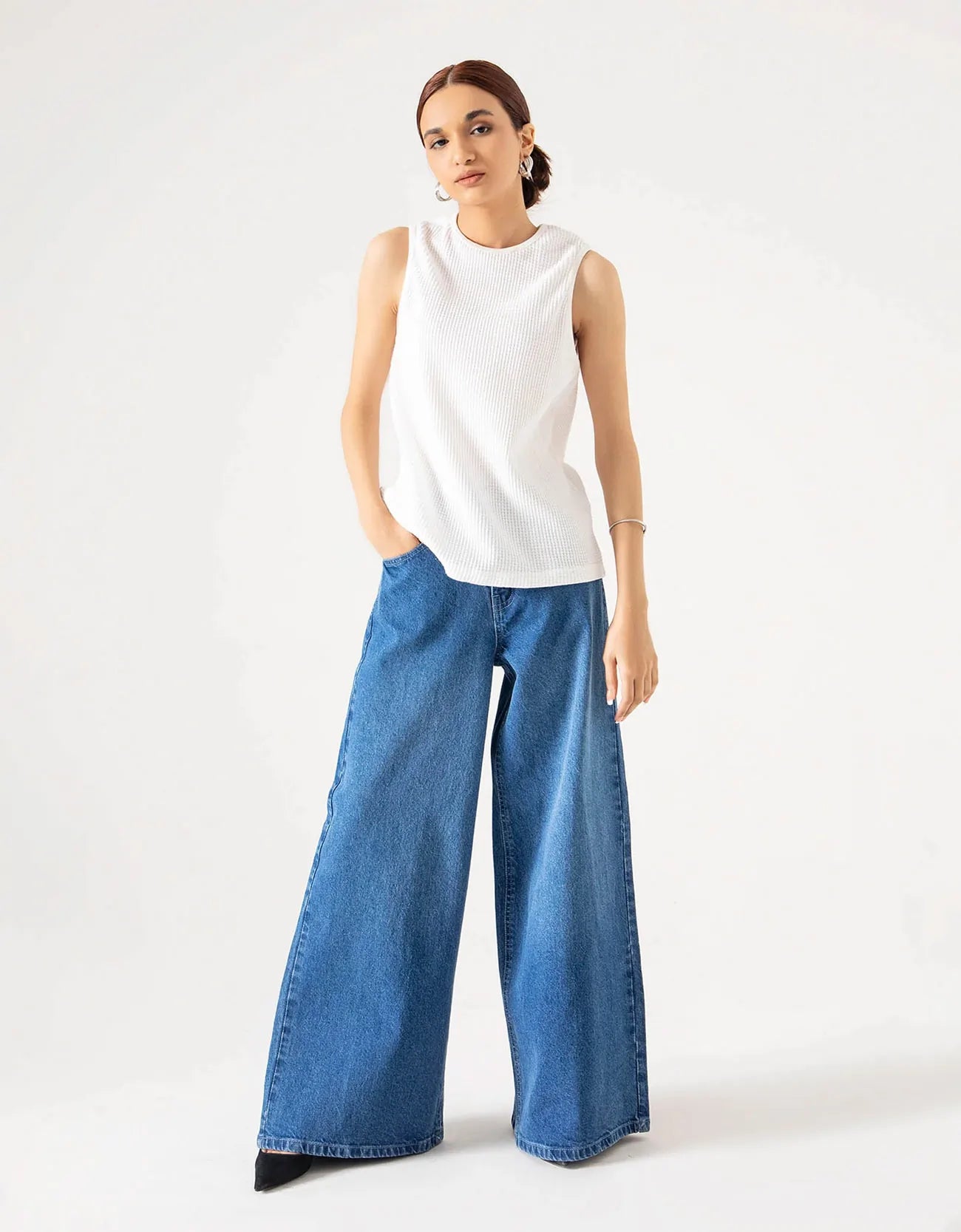 WIDE LEG JEANS