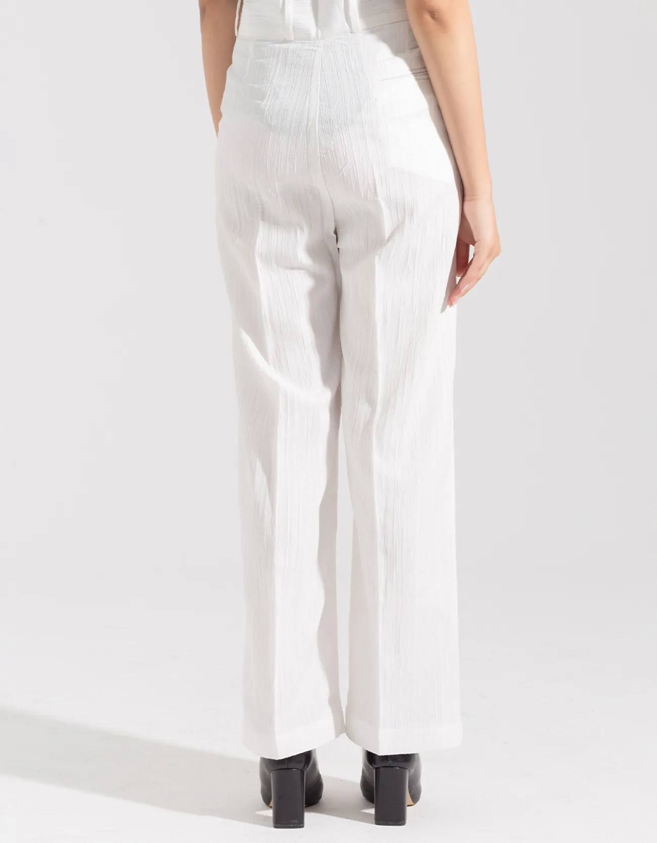 TEXTURED WIDE LEG PANTS