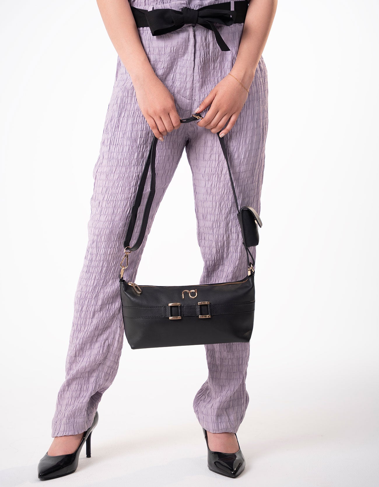 CLASSIC LEATHER CROSS BODY BAG