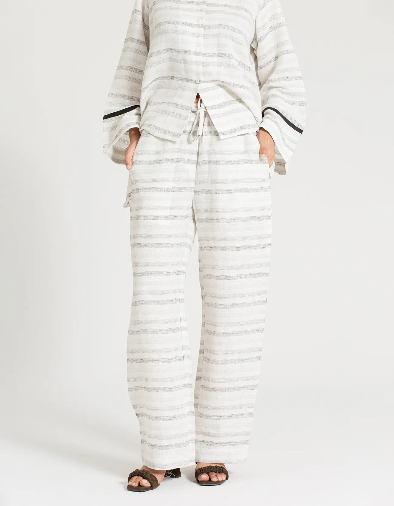 TEXTURED COLLARED A-LINE SHIRT WITH TROUSER