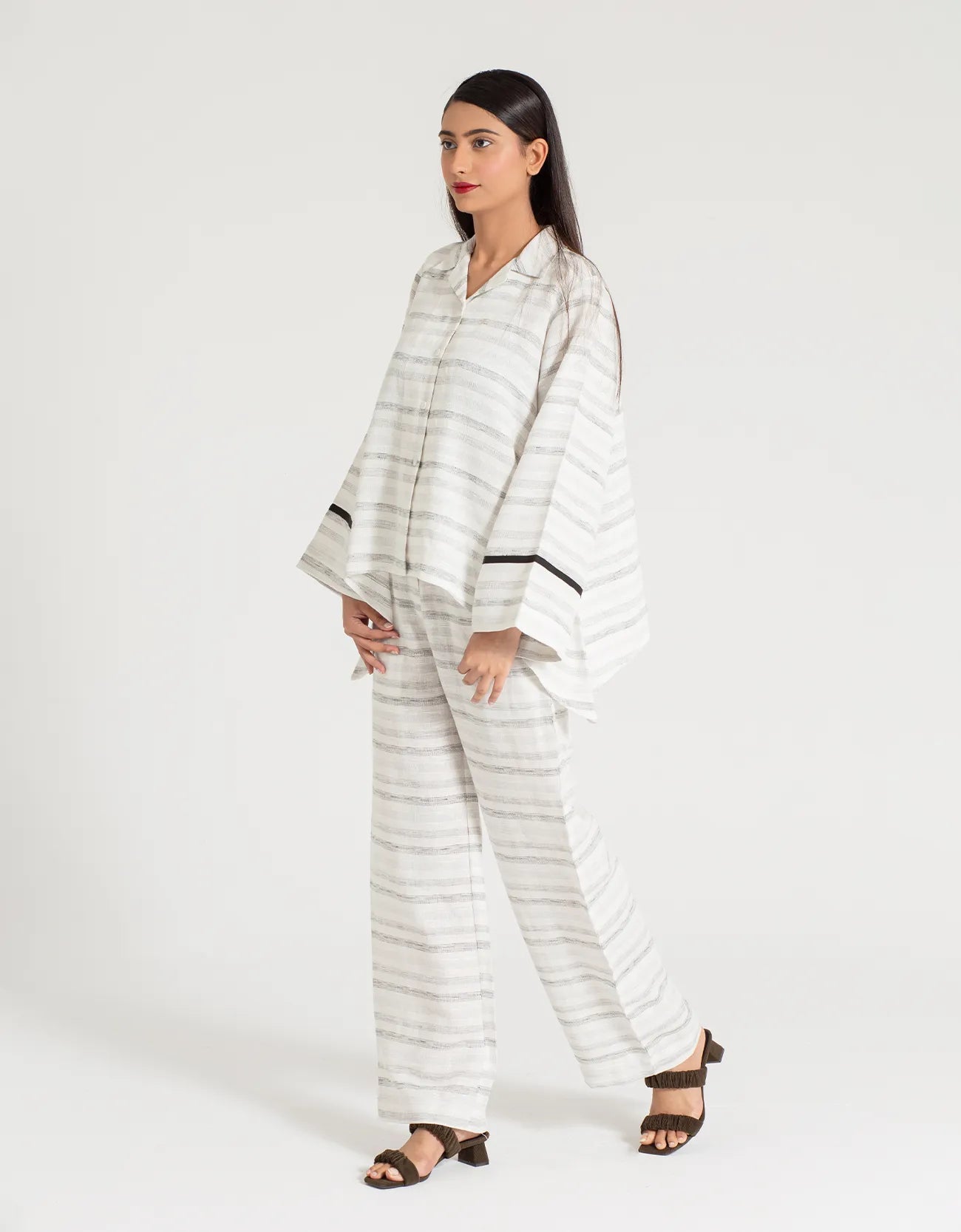 TEXTURED COLLARED A-LINE SHIRT WITH TROUSER