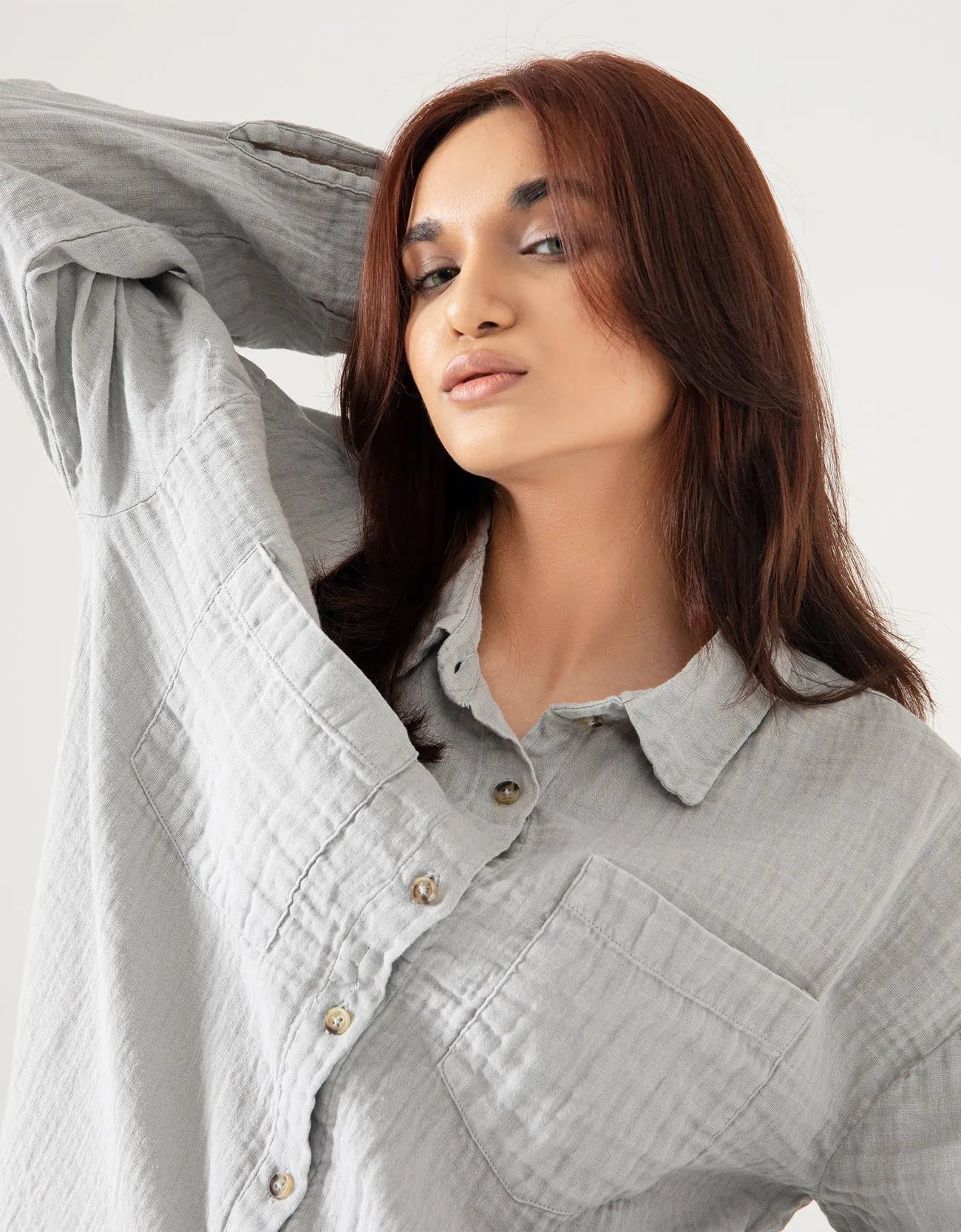 MUSLIN PATCH POCKET SHIRT