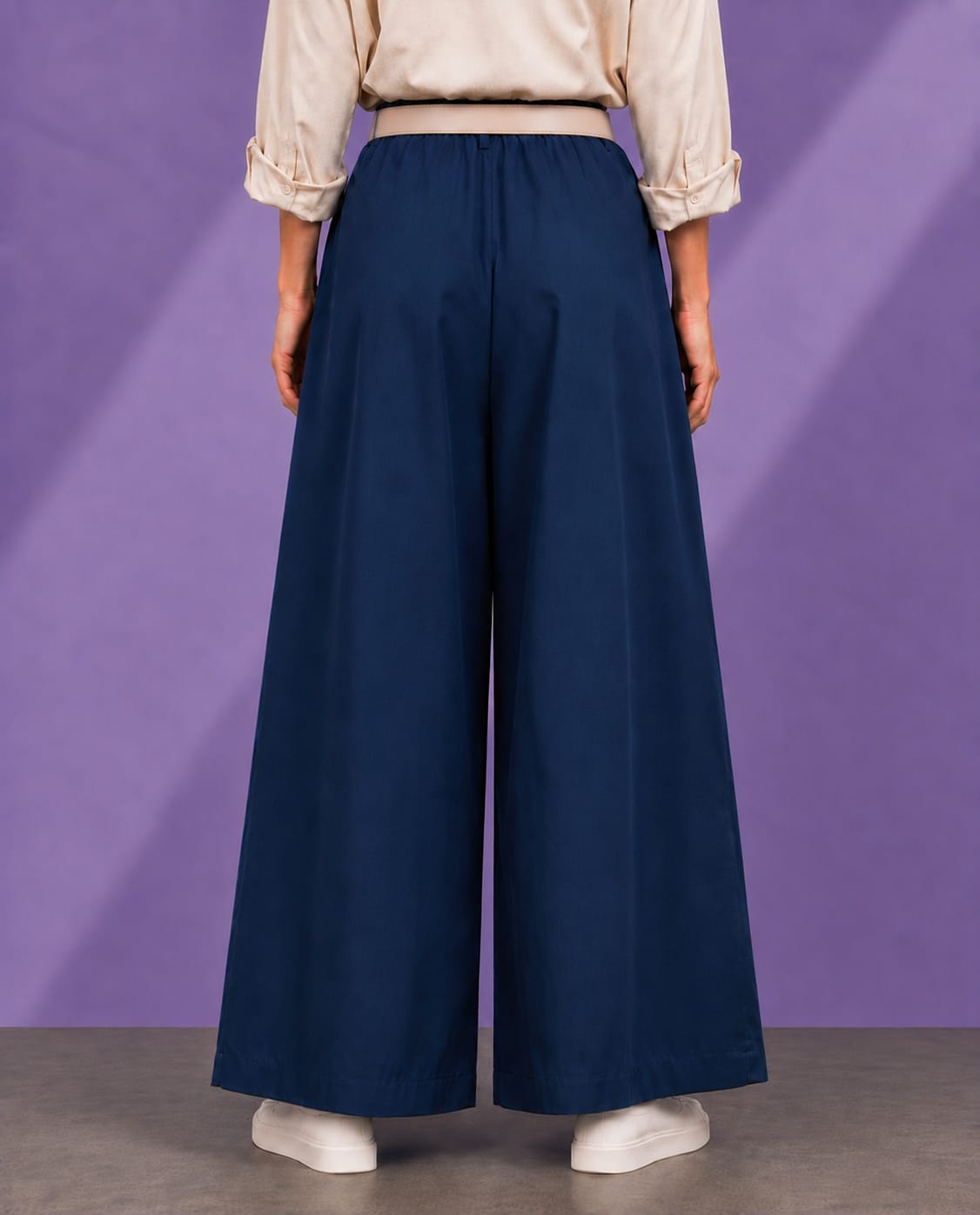 RELAXED FIT WIDE LEG PANTS