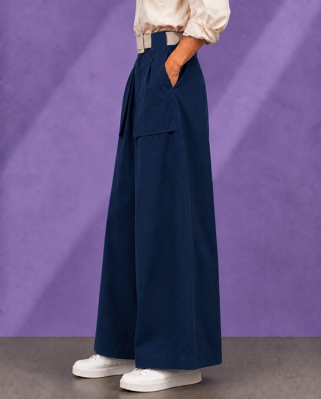 RELAXED FIT WIDE LEG PANTS