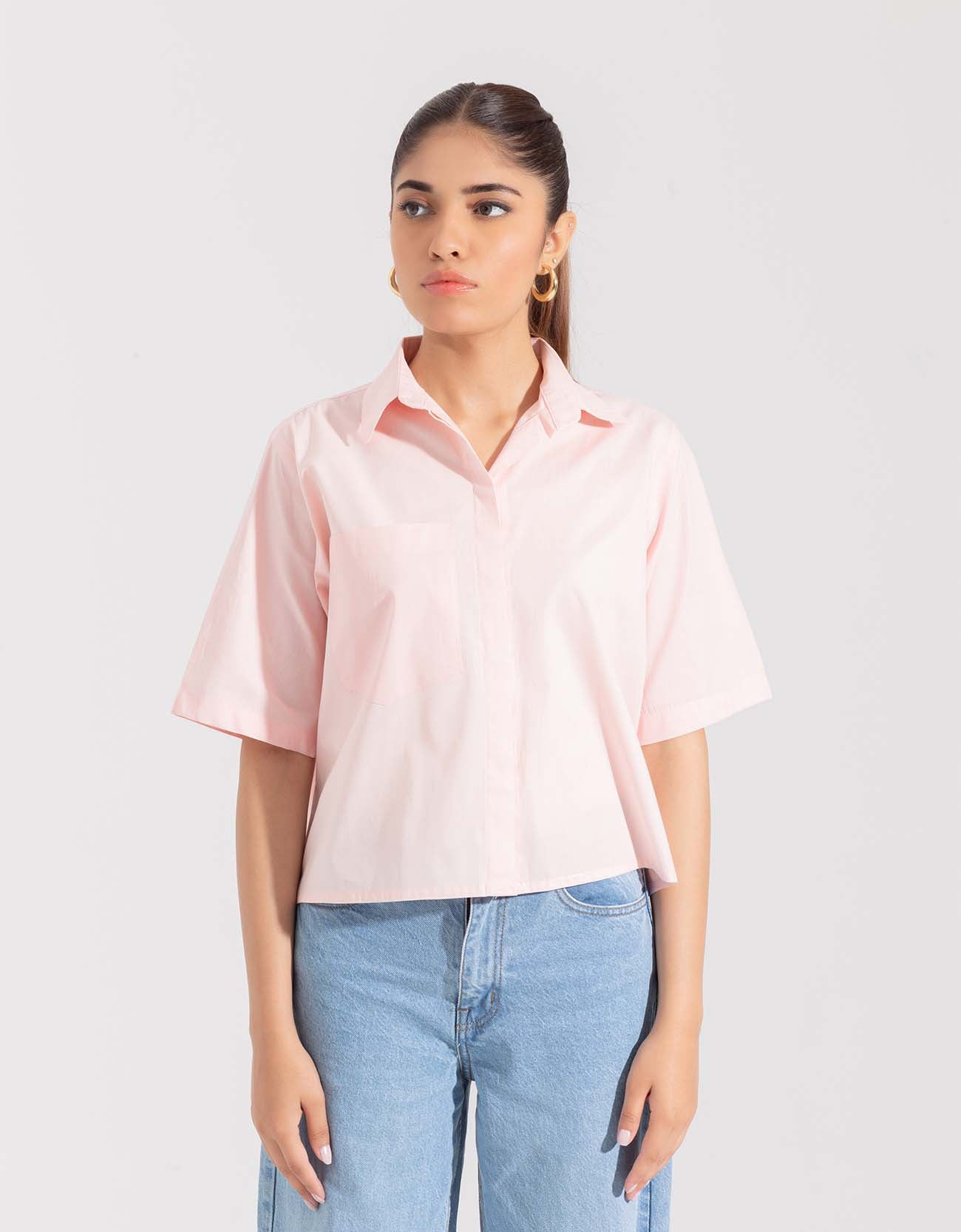 CROPPED PATCH POCKET SHIRT