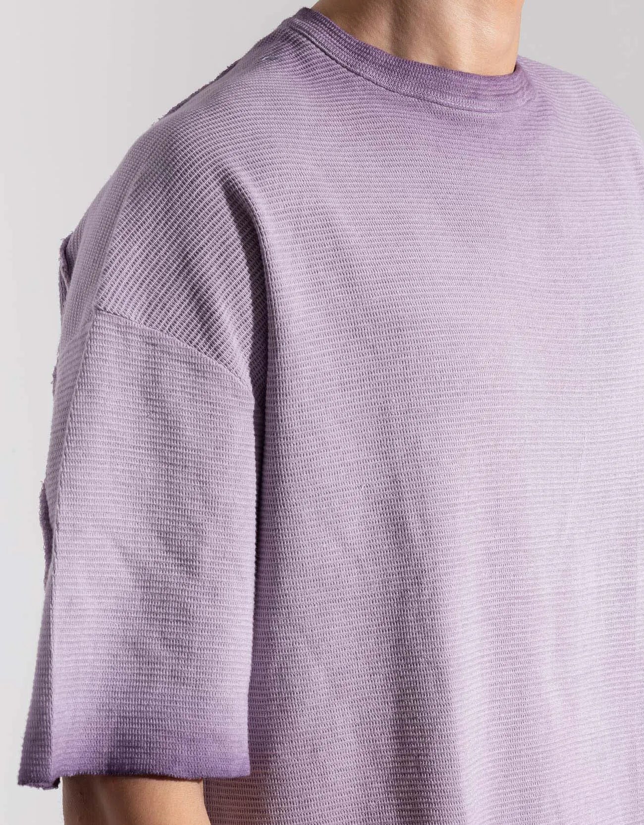 TEXTURED TIE-DYE T-SHIRT