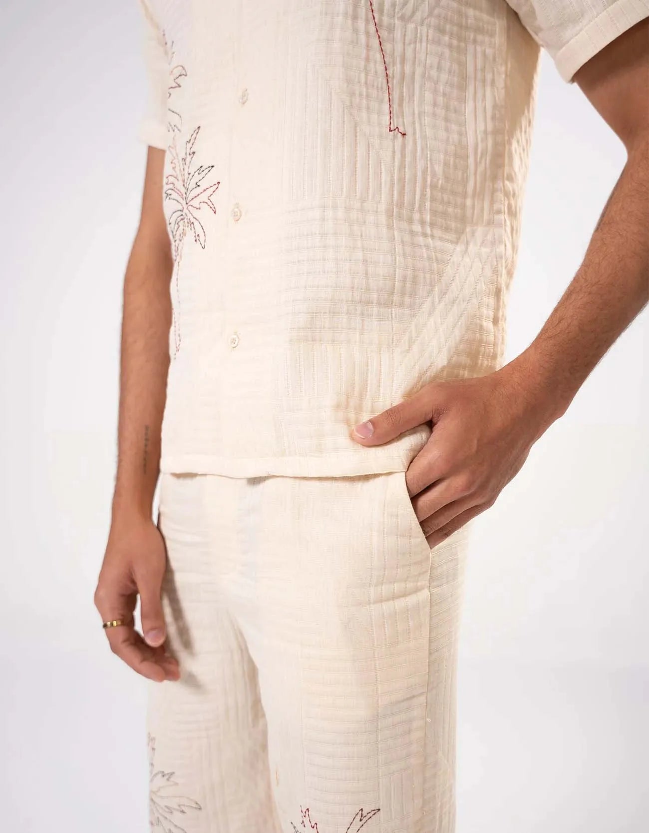 TEXTURED STRAIGHT TROUSER