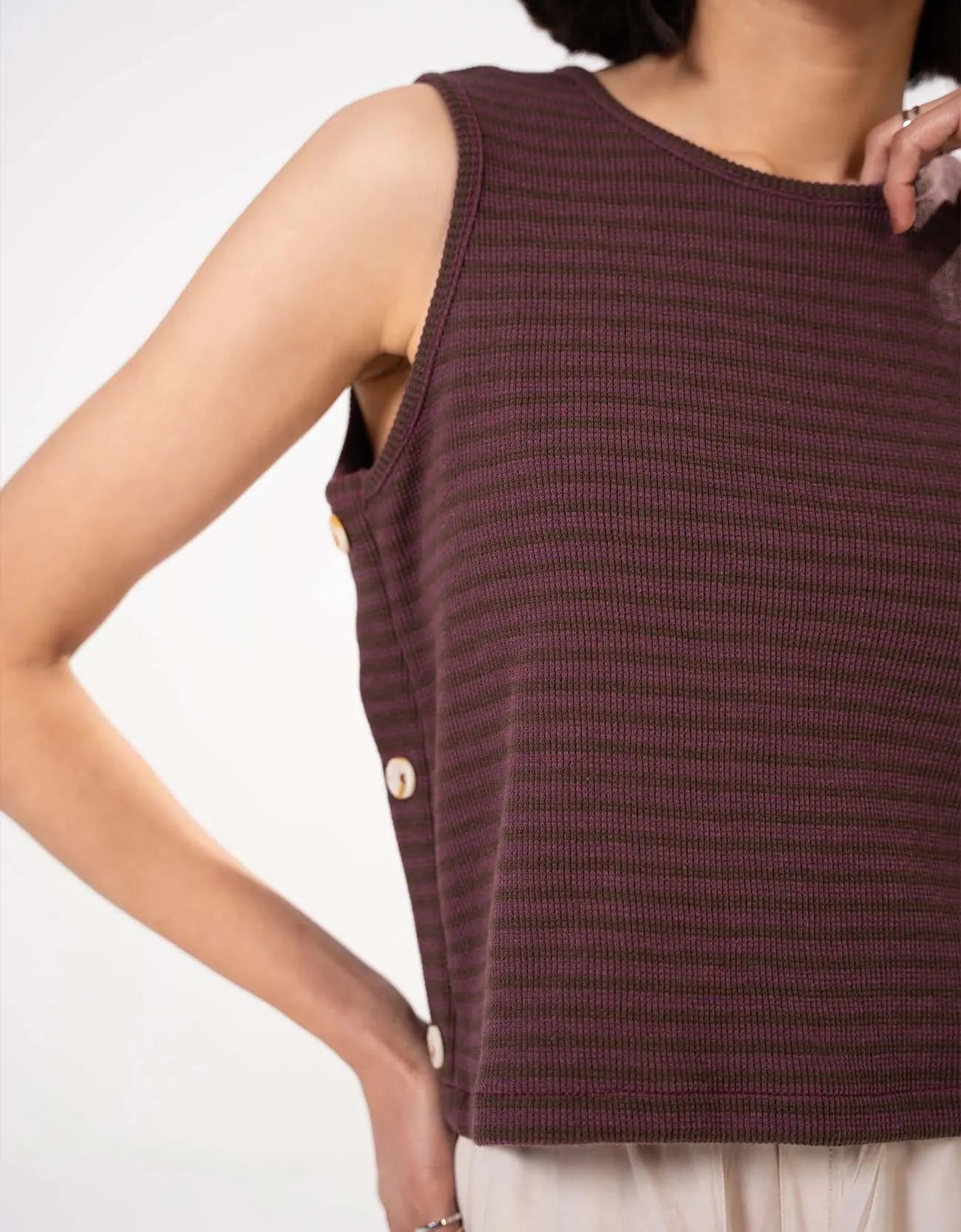 STRIPED CROPPED TANK TOP