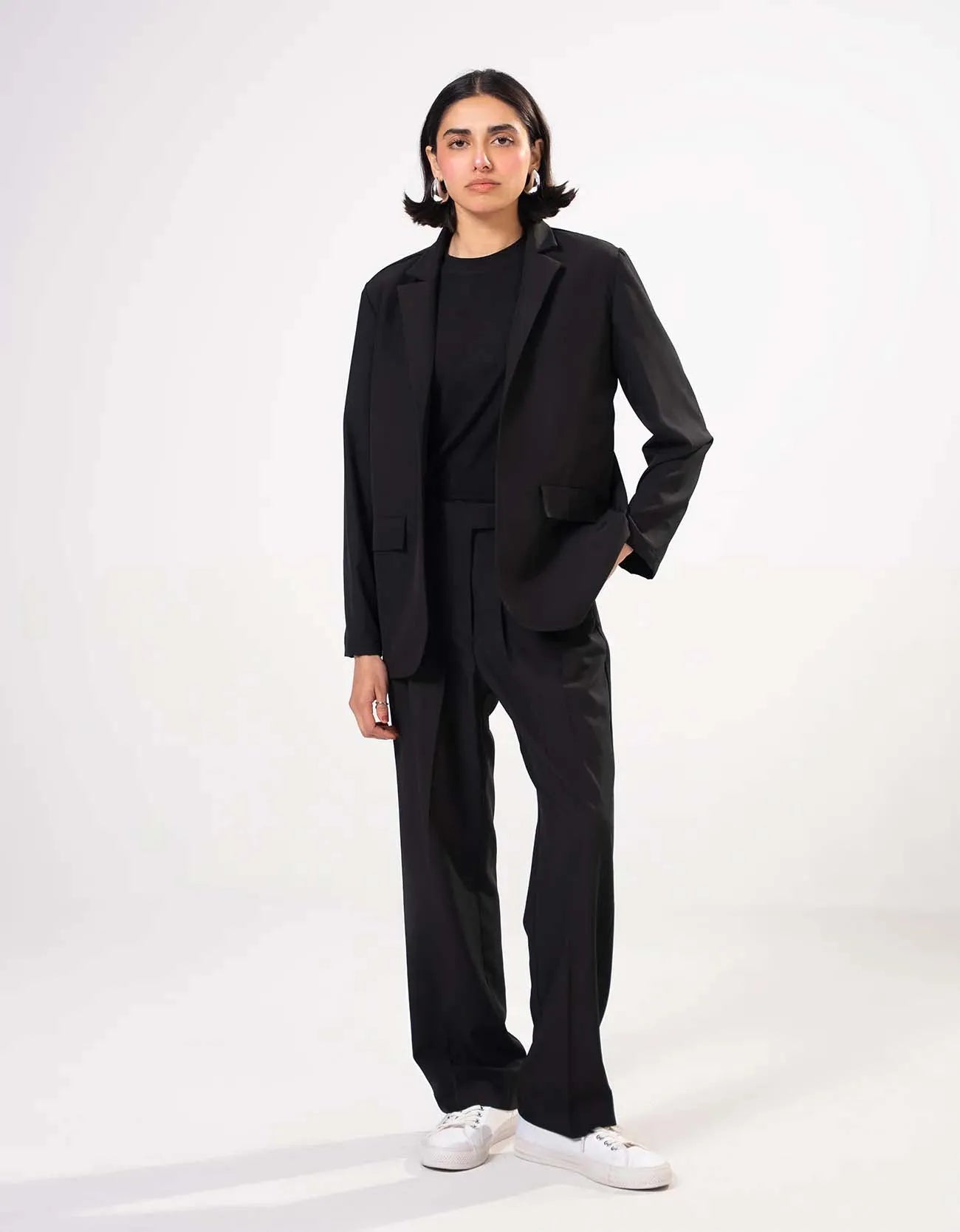 BASIC BLAZER