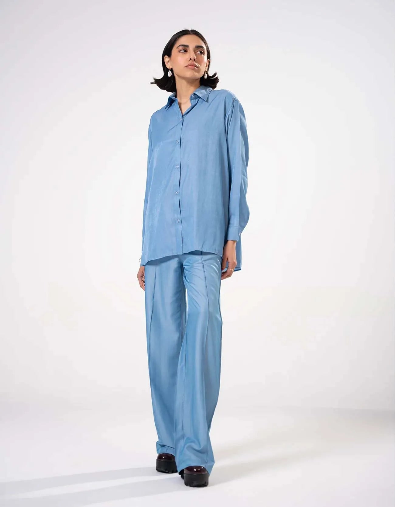 FLOWY BUTTON DOWN SHIRT