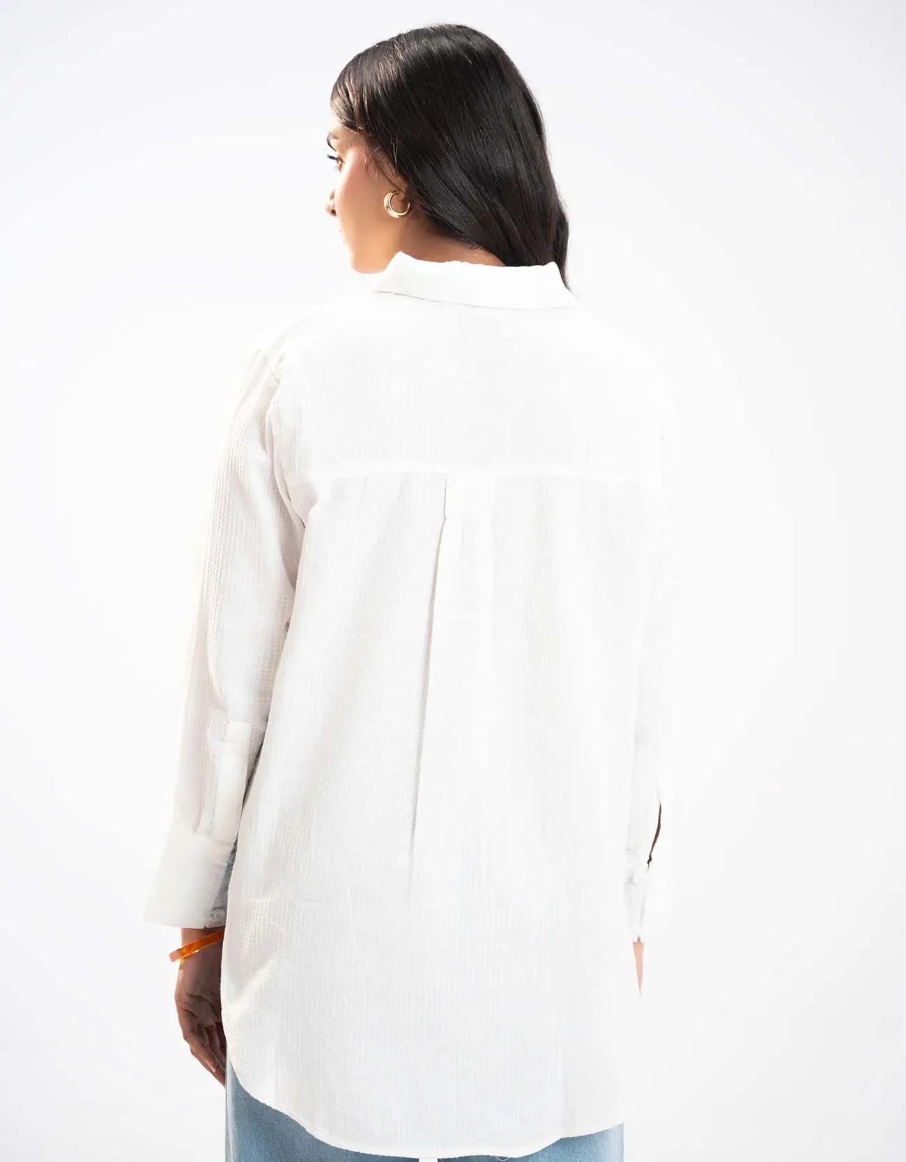 TEXTURED BUTTON DOWN SHIRT