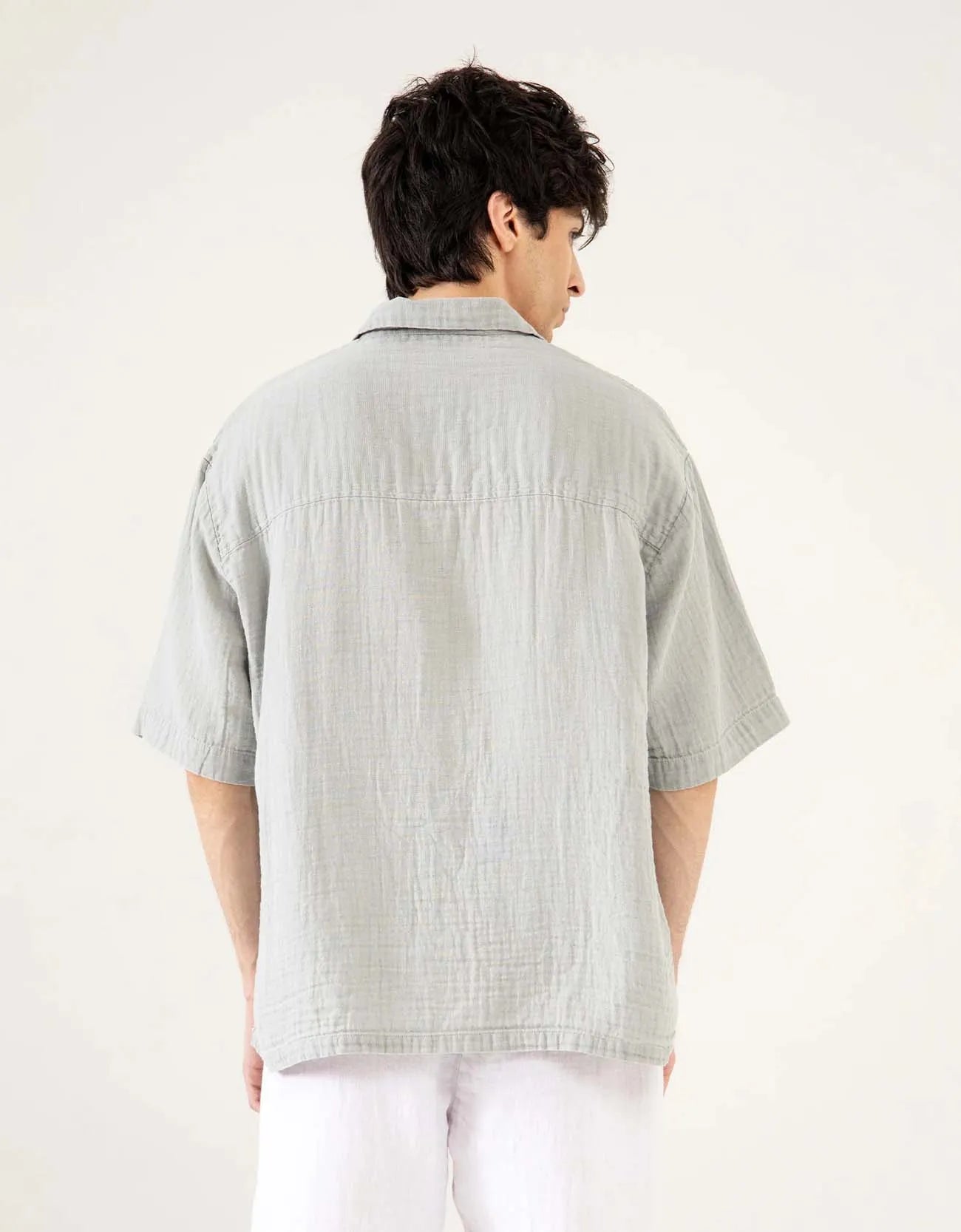 MUSLIN OVERSIZED PATCH POCKET OVERSHIRT