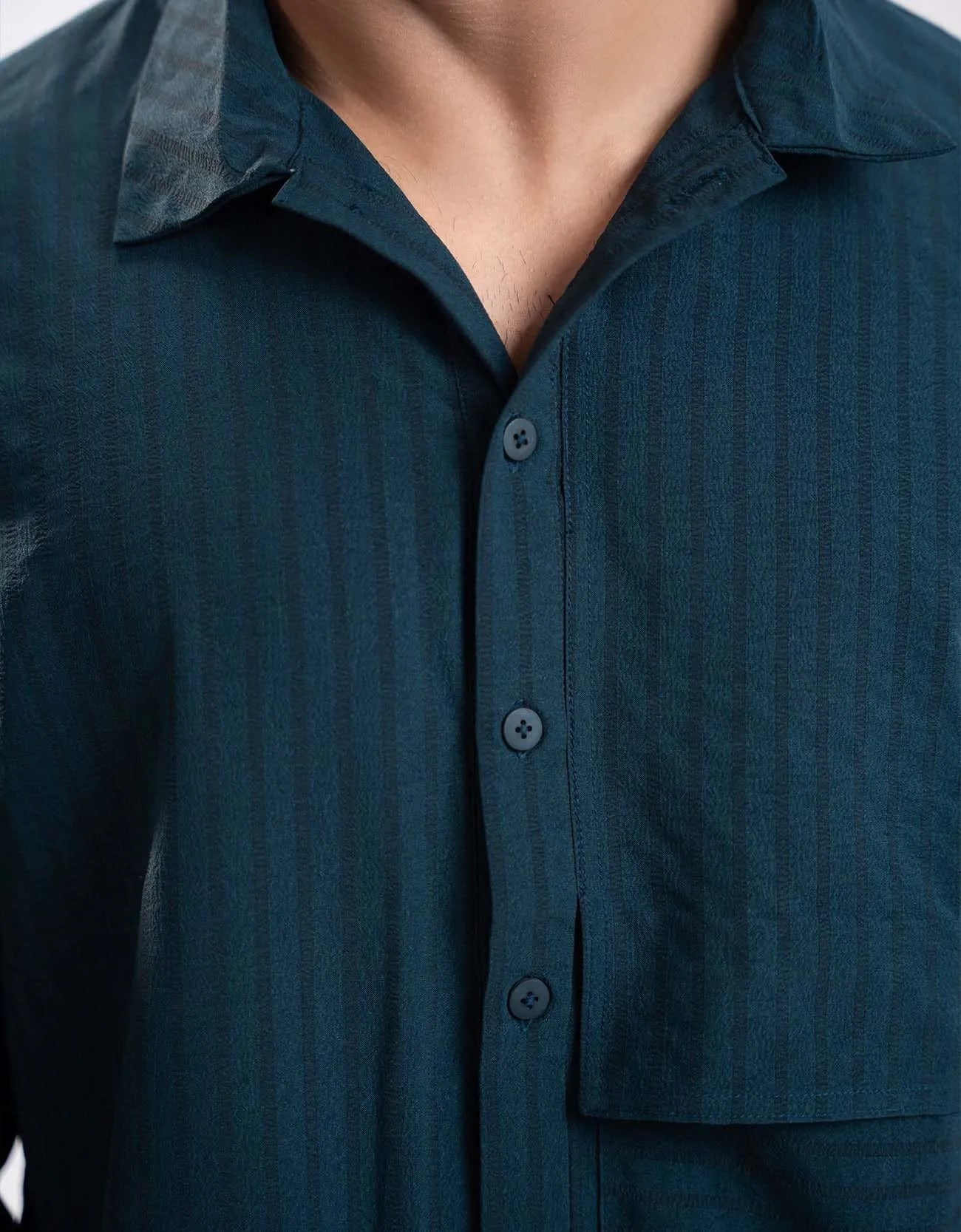 MEN’S BUTTON DOWN SHIRT WITH FLAP POCKET