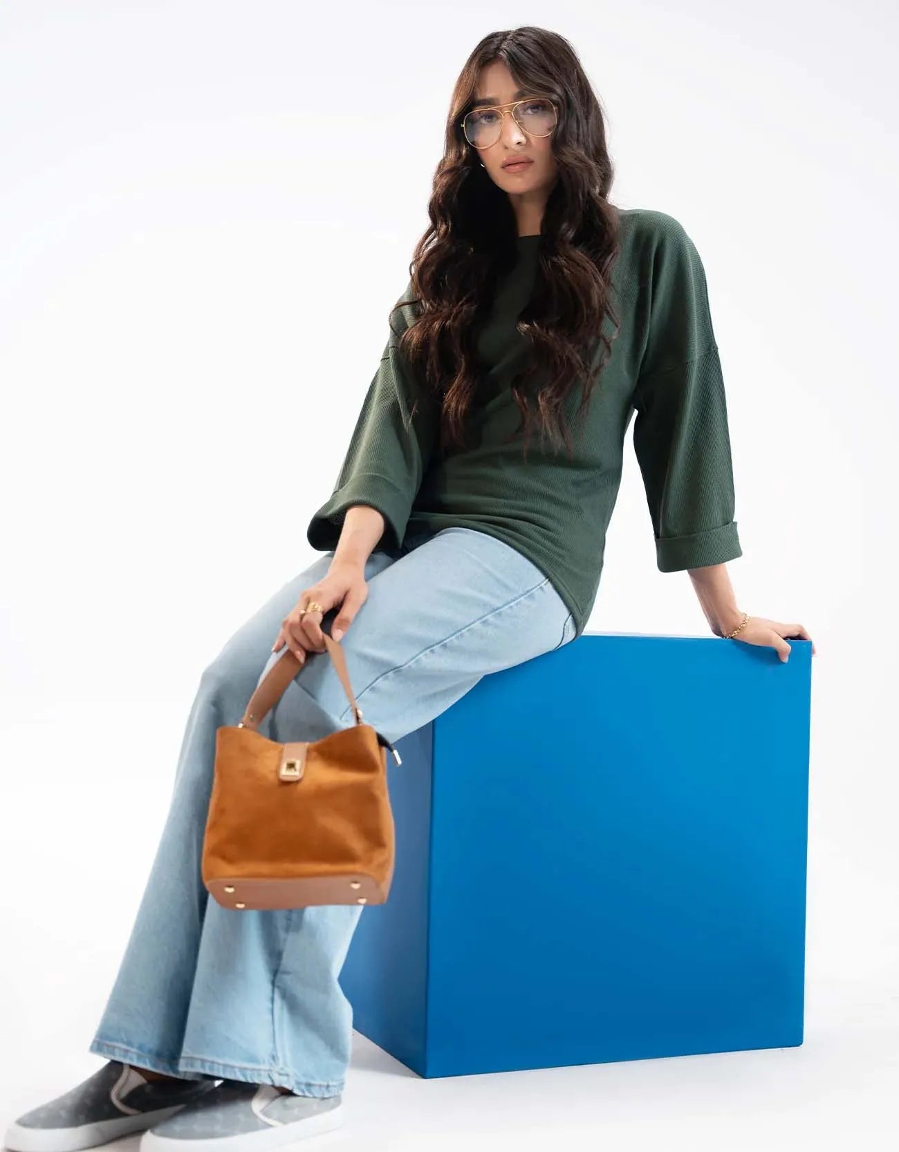 STRAIGHT CREW NECK T-SHIRT