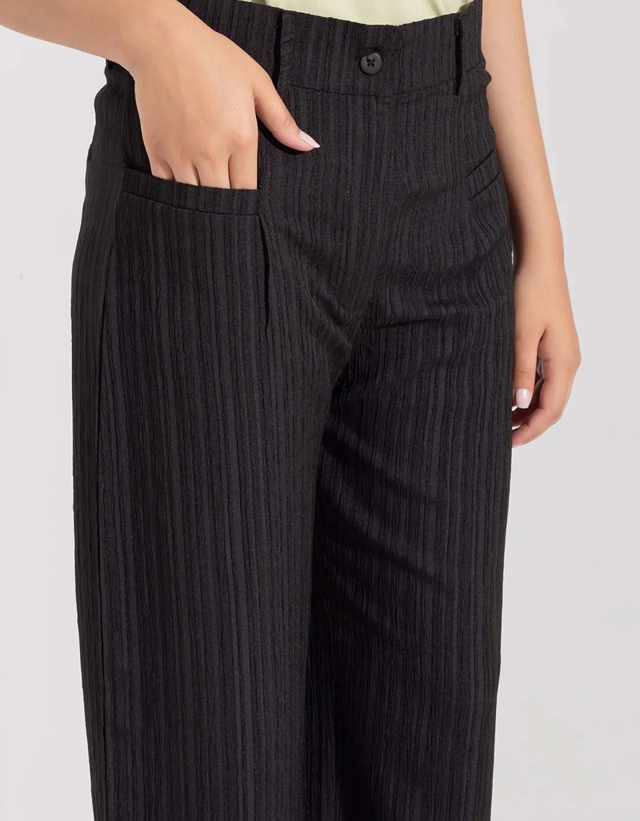 TEXTURED WIDE LEG PANTS