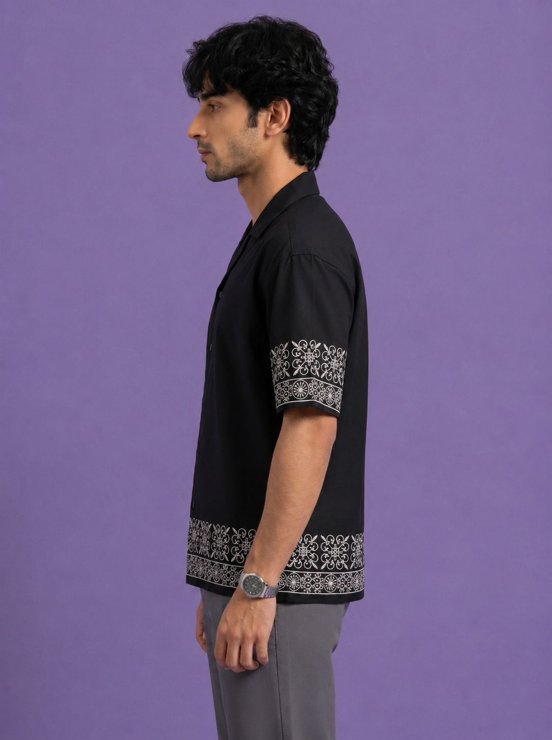 THE ECLIPSE BORDER SHIRT