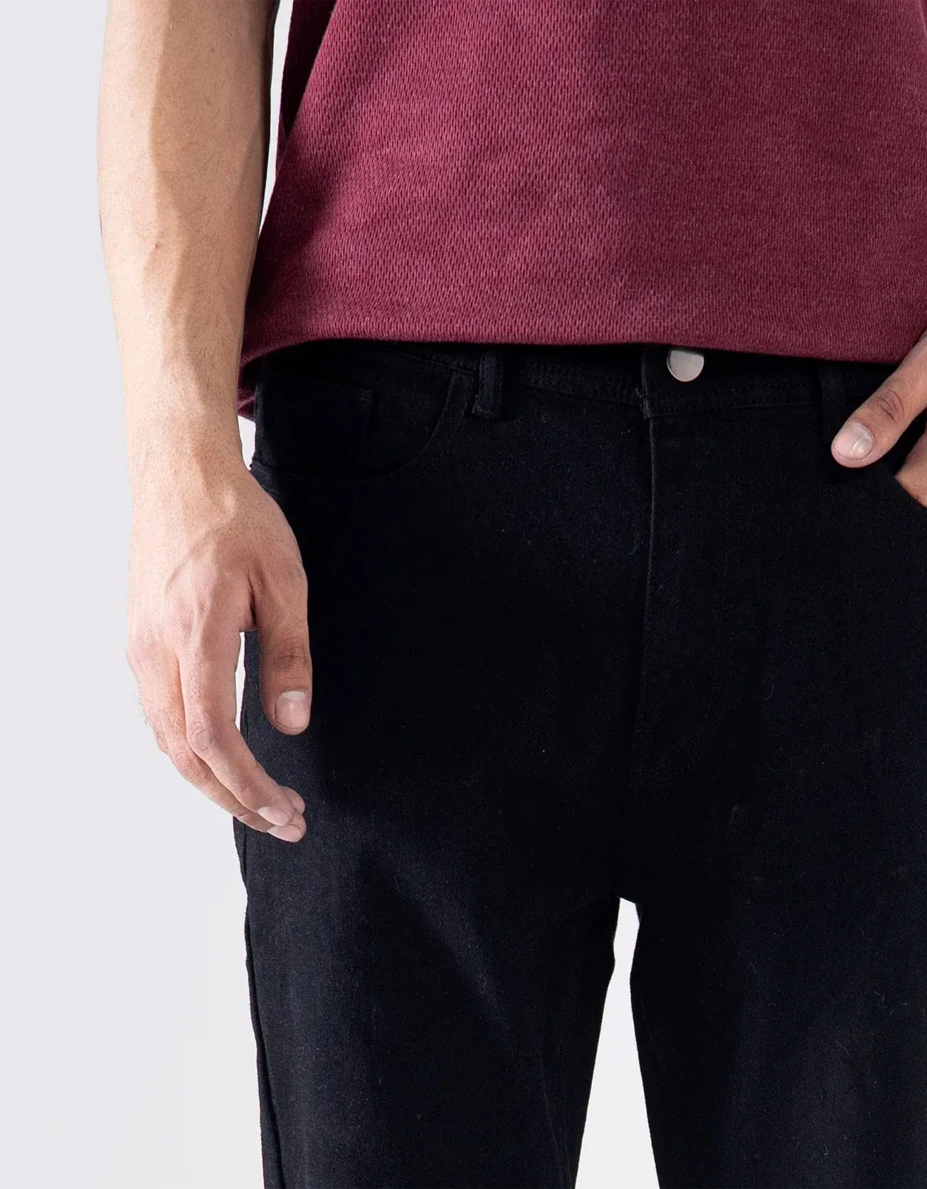 BASIC STRAIGHT JEANS