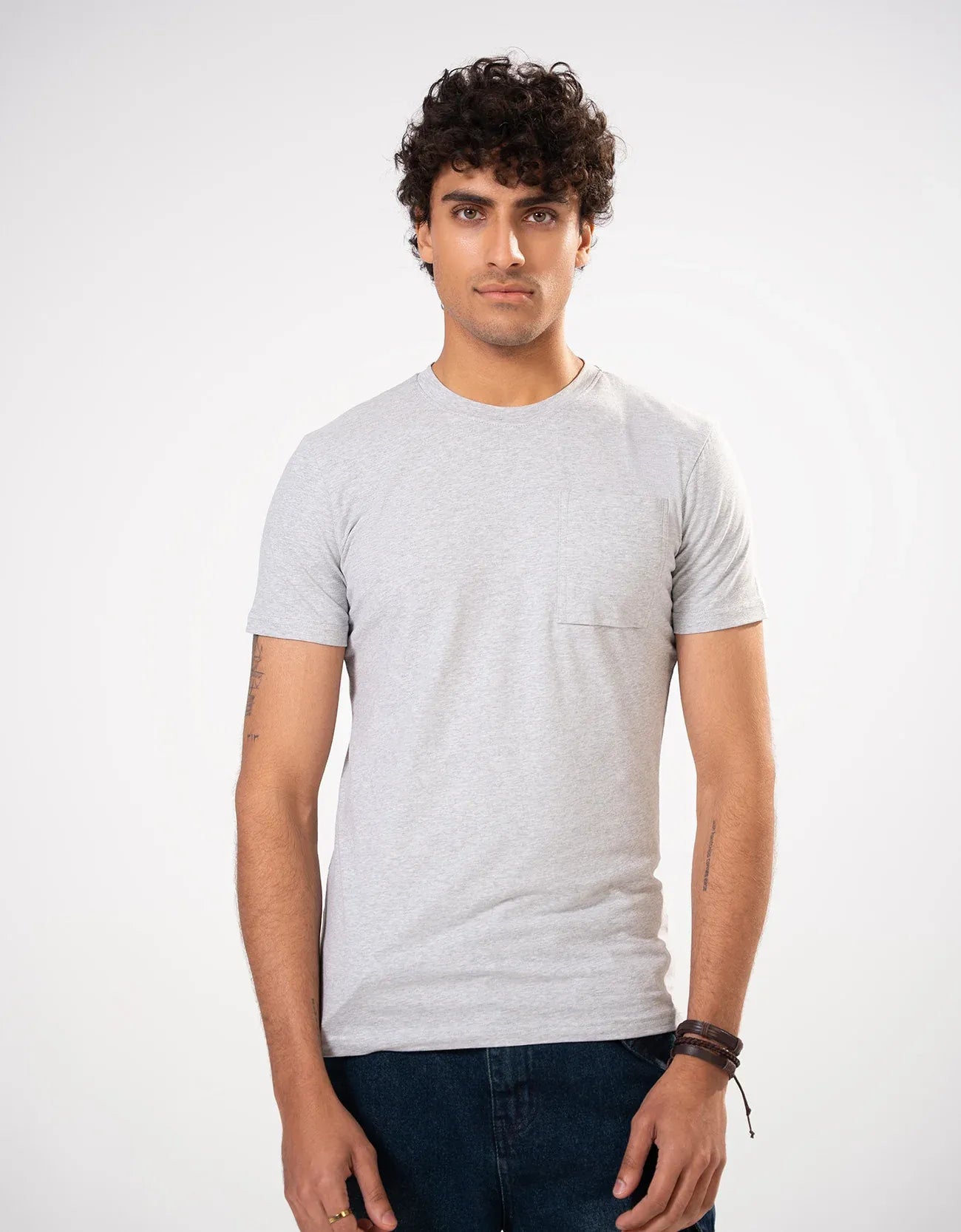 PATCH POCKET CREW NECK TEE