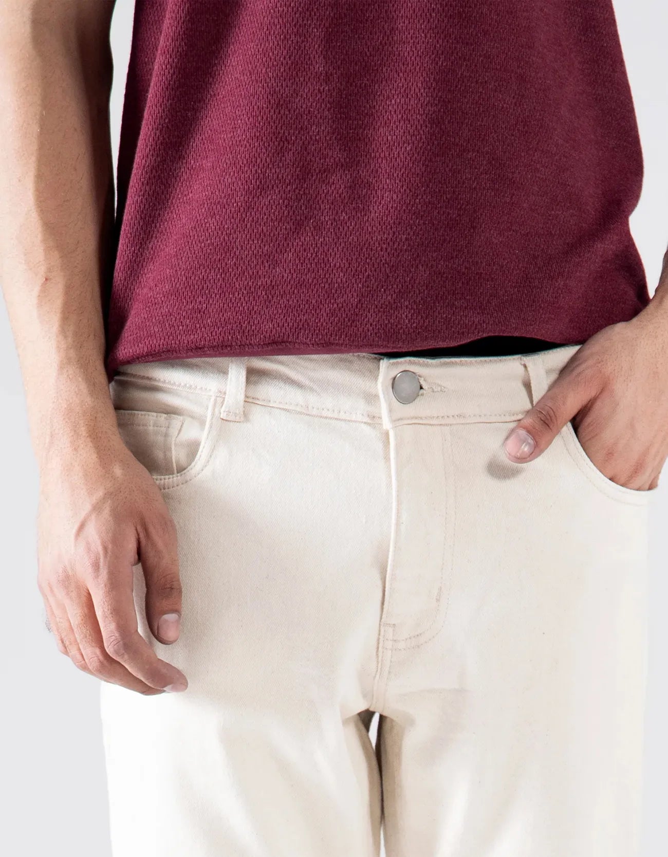 BASIC STRAIGHT JEANS