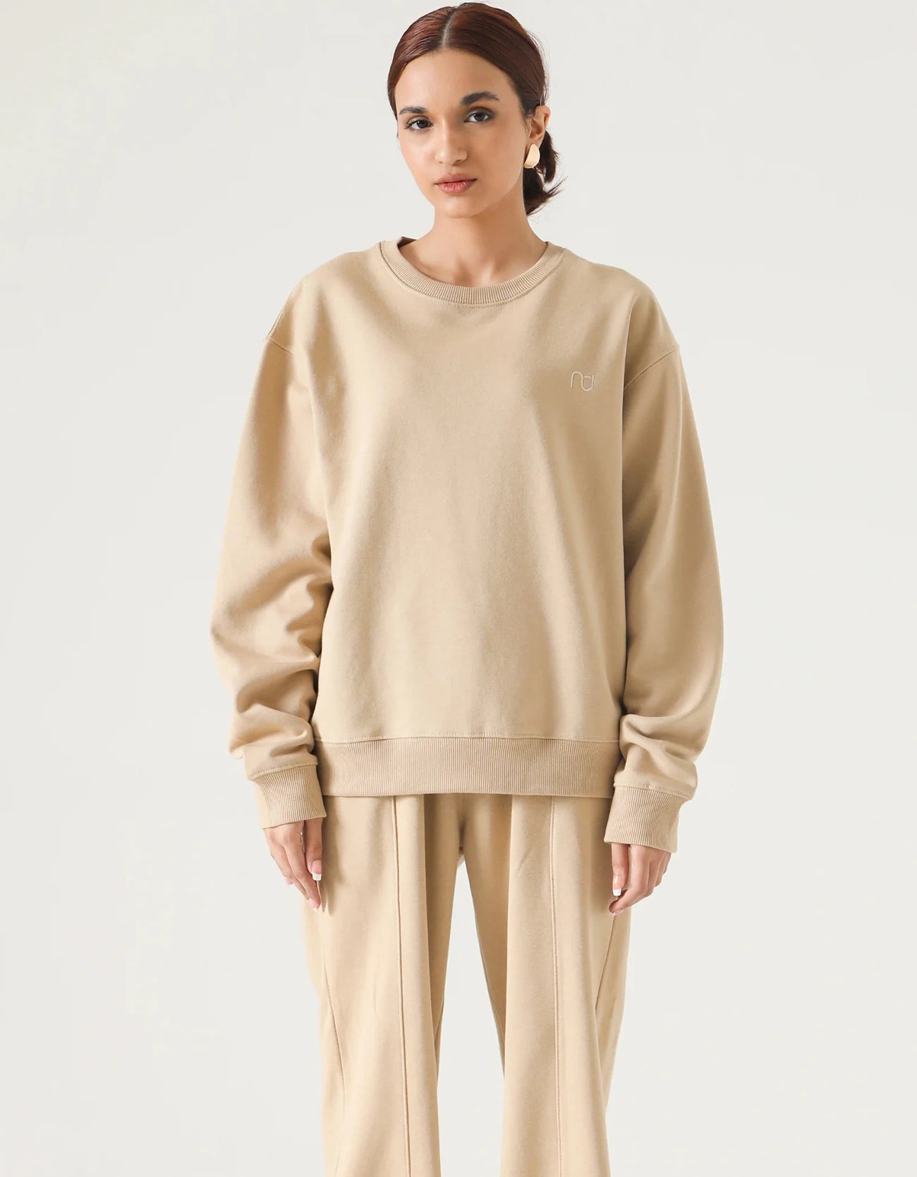 WOMEN BASIC SWEATSHIRT