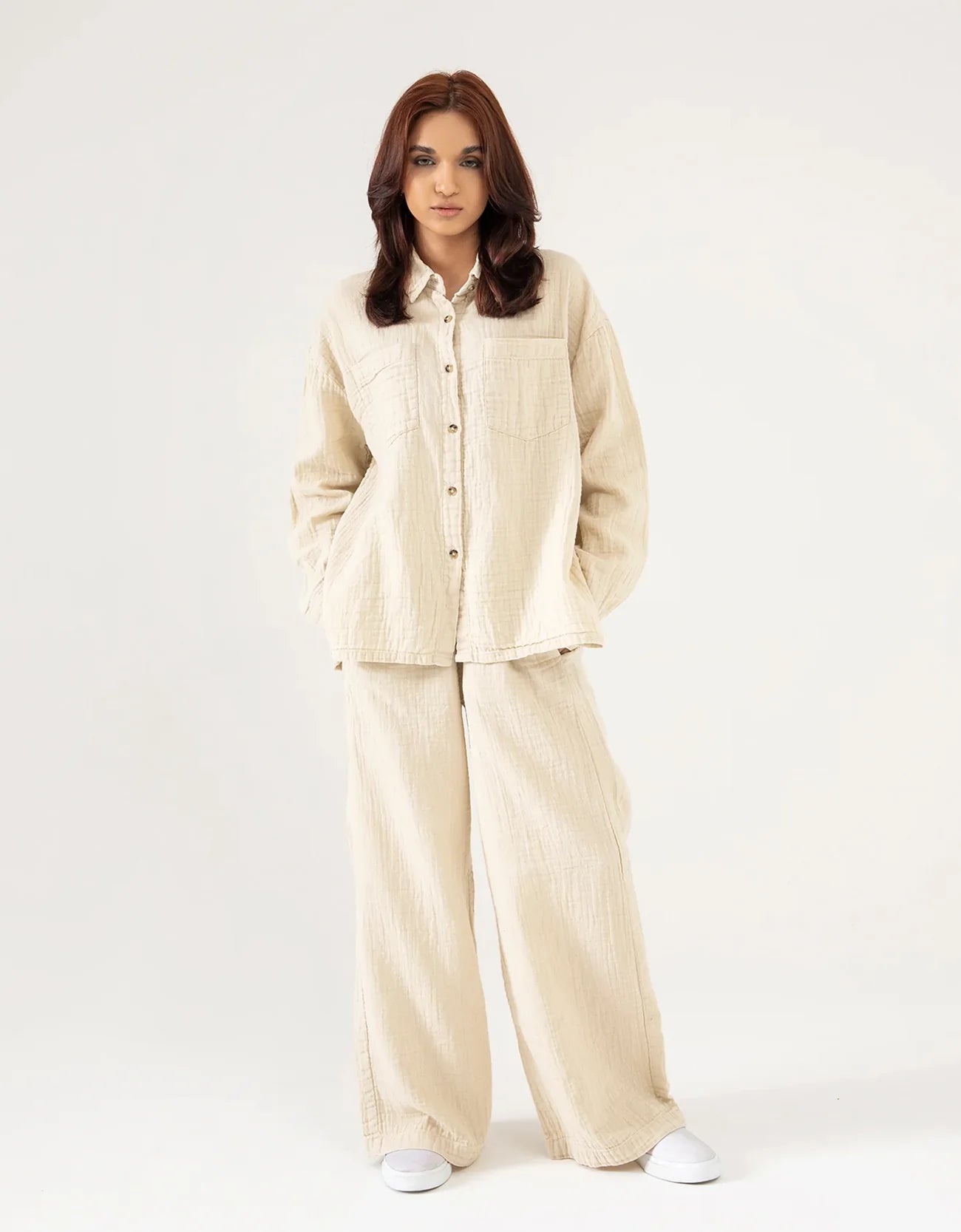 MUSLIN PATCH POCKET SHIRT