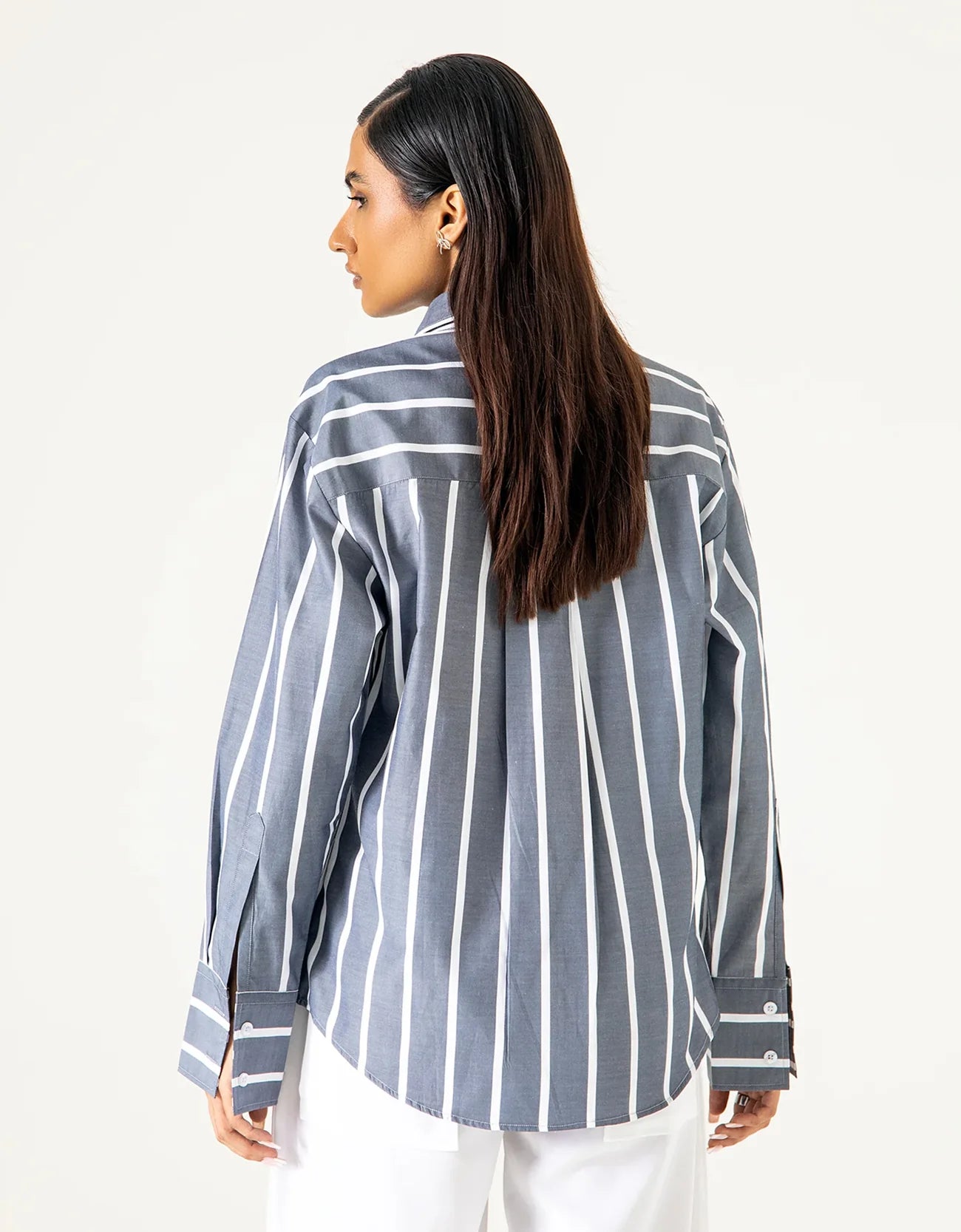 STRIPPED BUTTON DOWN SHIRT