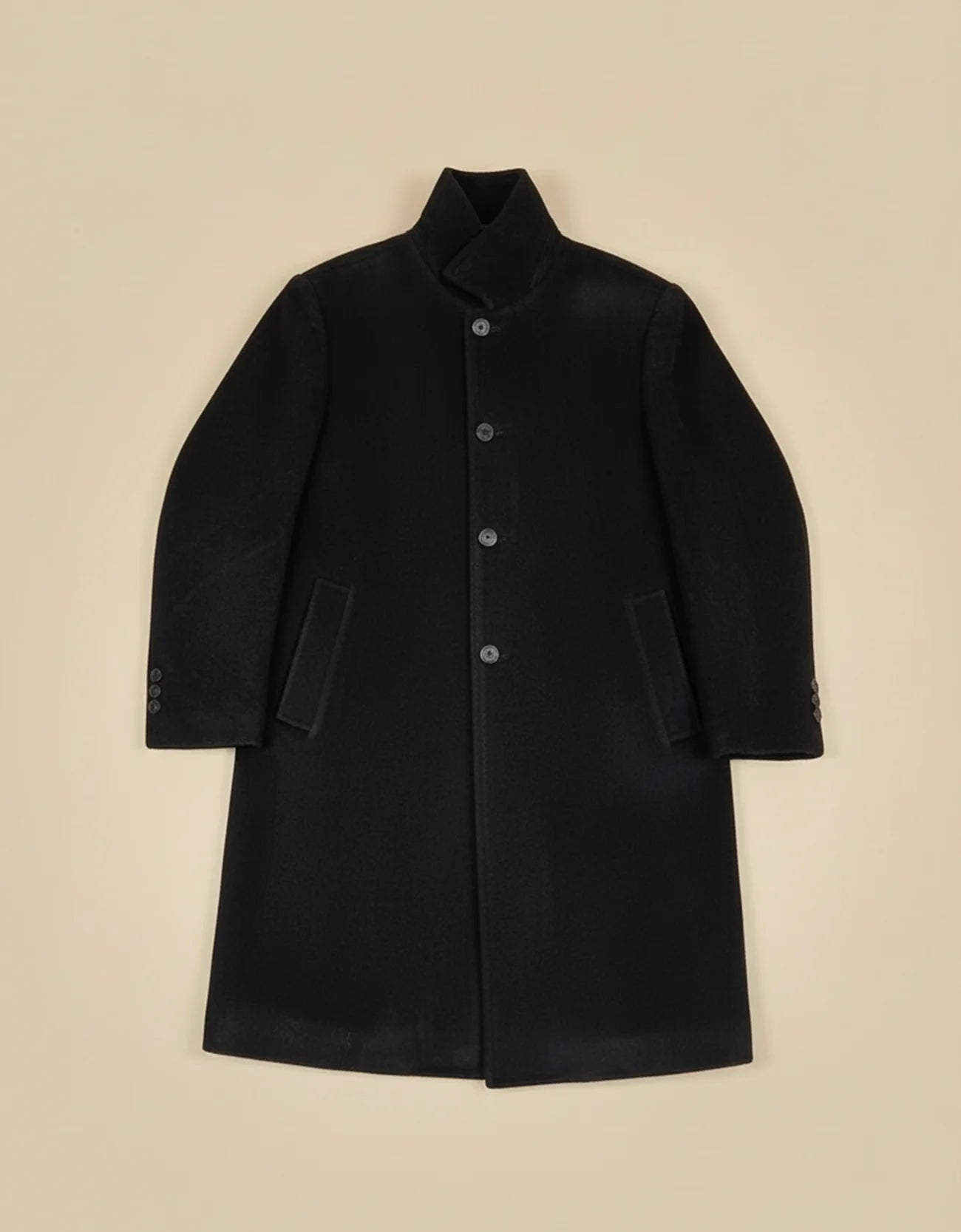 NOIR OVERCOAT